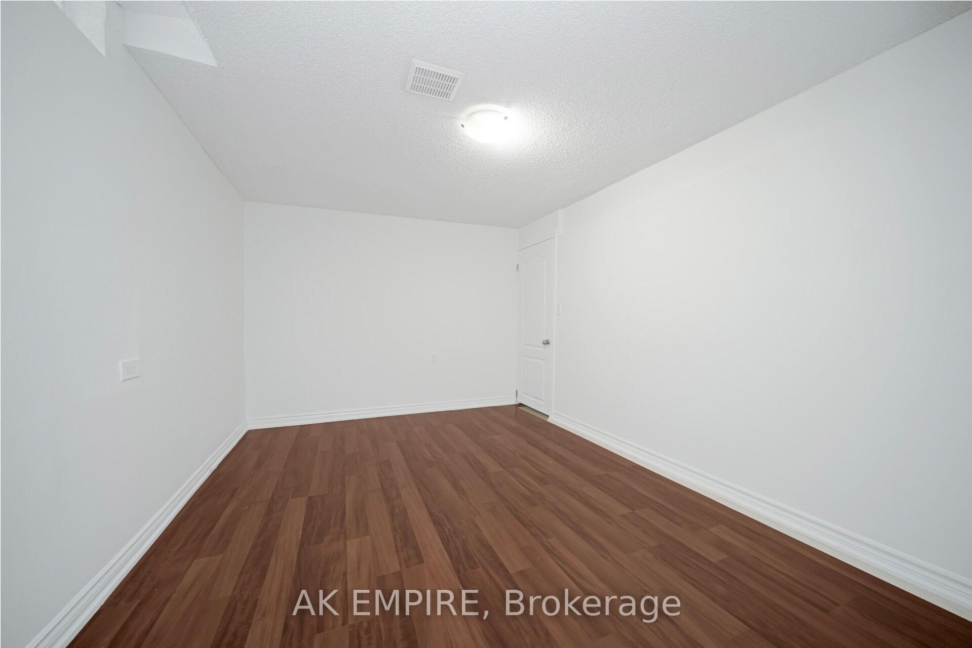 Photo 81 of 92 Whitehaven Drive, Brampton, Heart Lake West — HOMEH