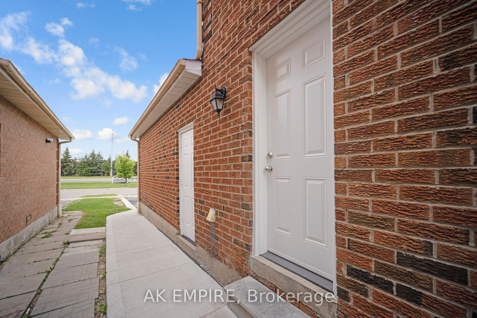 Photo 86 of 92 Whitehaven Drive, Brampton, Heart Lake West — HOMEH