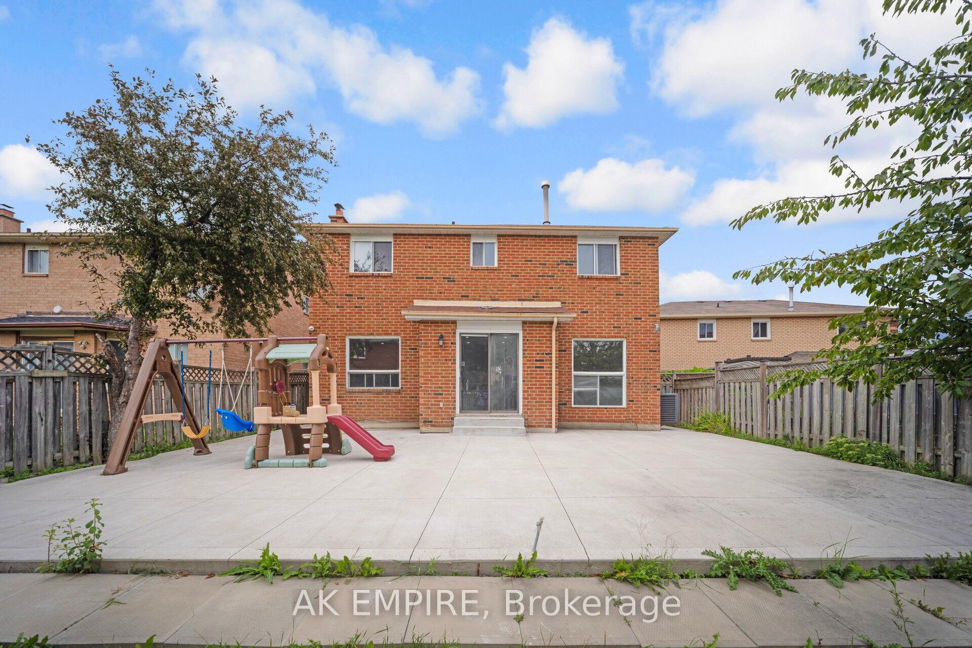 Photo 88 of 92 Whitehaven Drive, Brampton, Heart Lake West — HOMEH