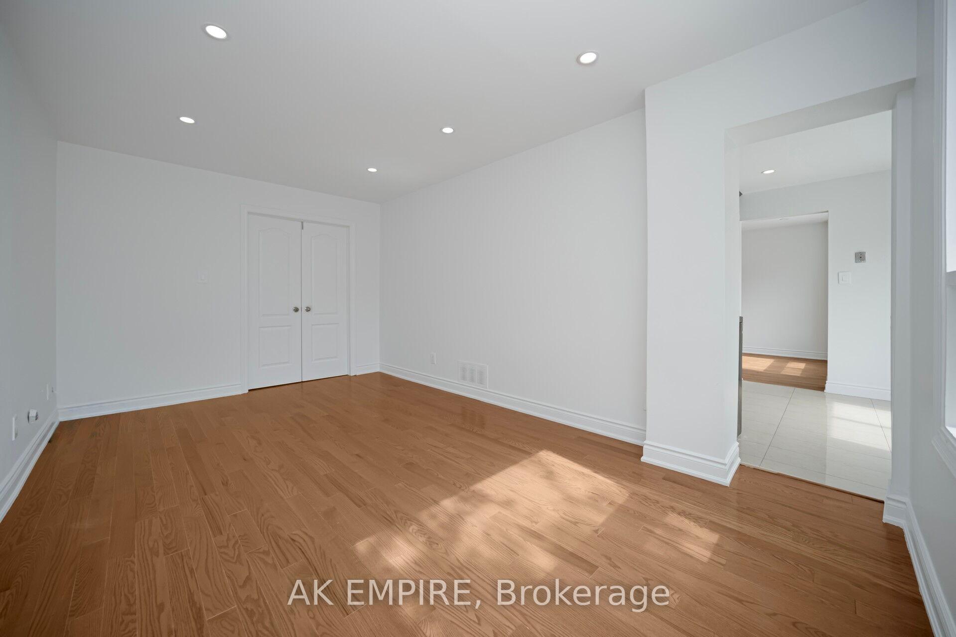 Photo 19 of 92 Whitehaven Drive, Brampton, Heart Lake West — HOMEH