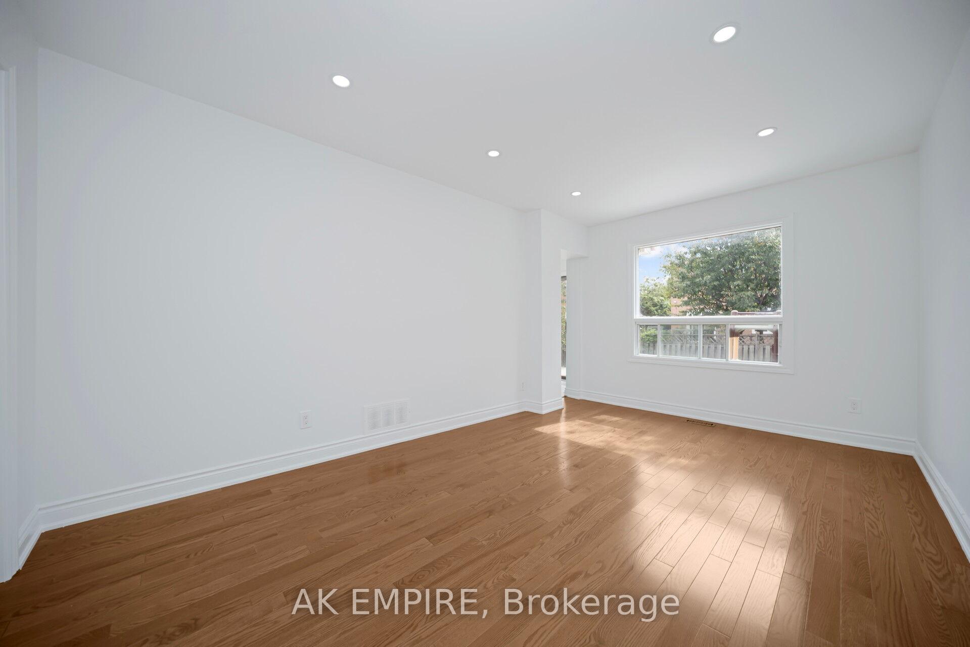 Photo 20 of 92 Whitehaven Drive, Brampton, Heart Lake West — HOMEH