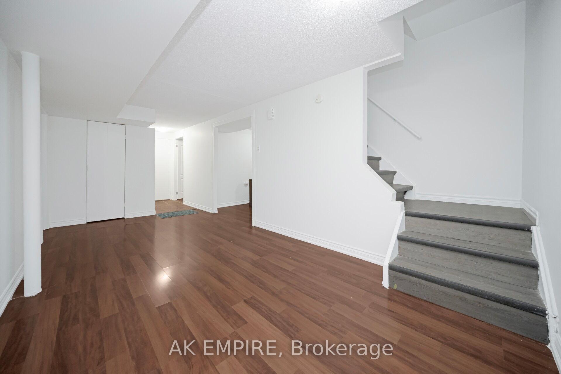 Photo 74 of 92 Whitehaven Drive, Brampton, Heart Lake West — HOMEH