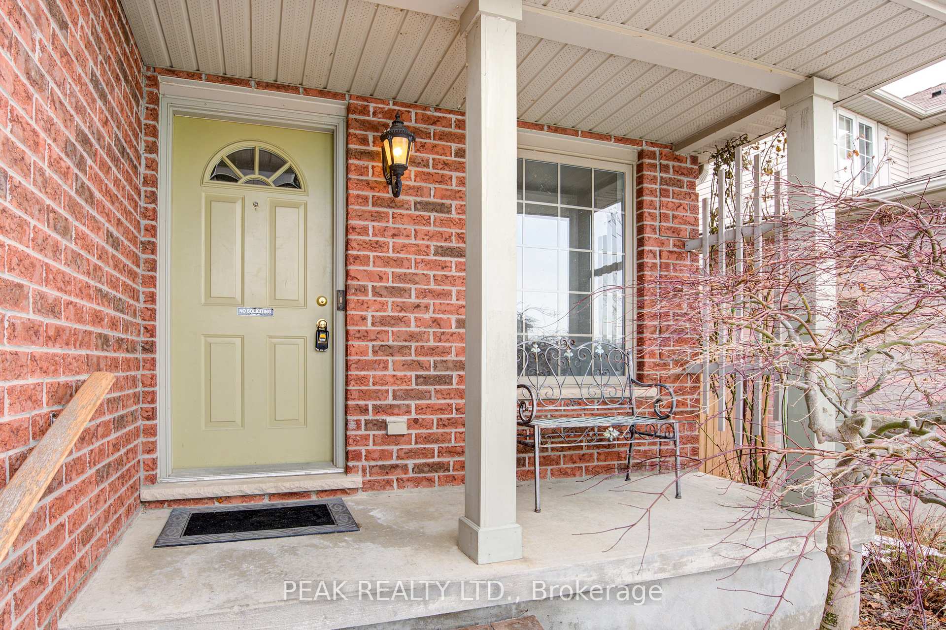 Photo 2 of 4 Hickory Lane, St. Thomas — HOMEH