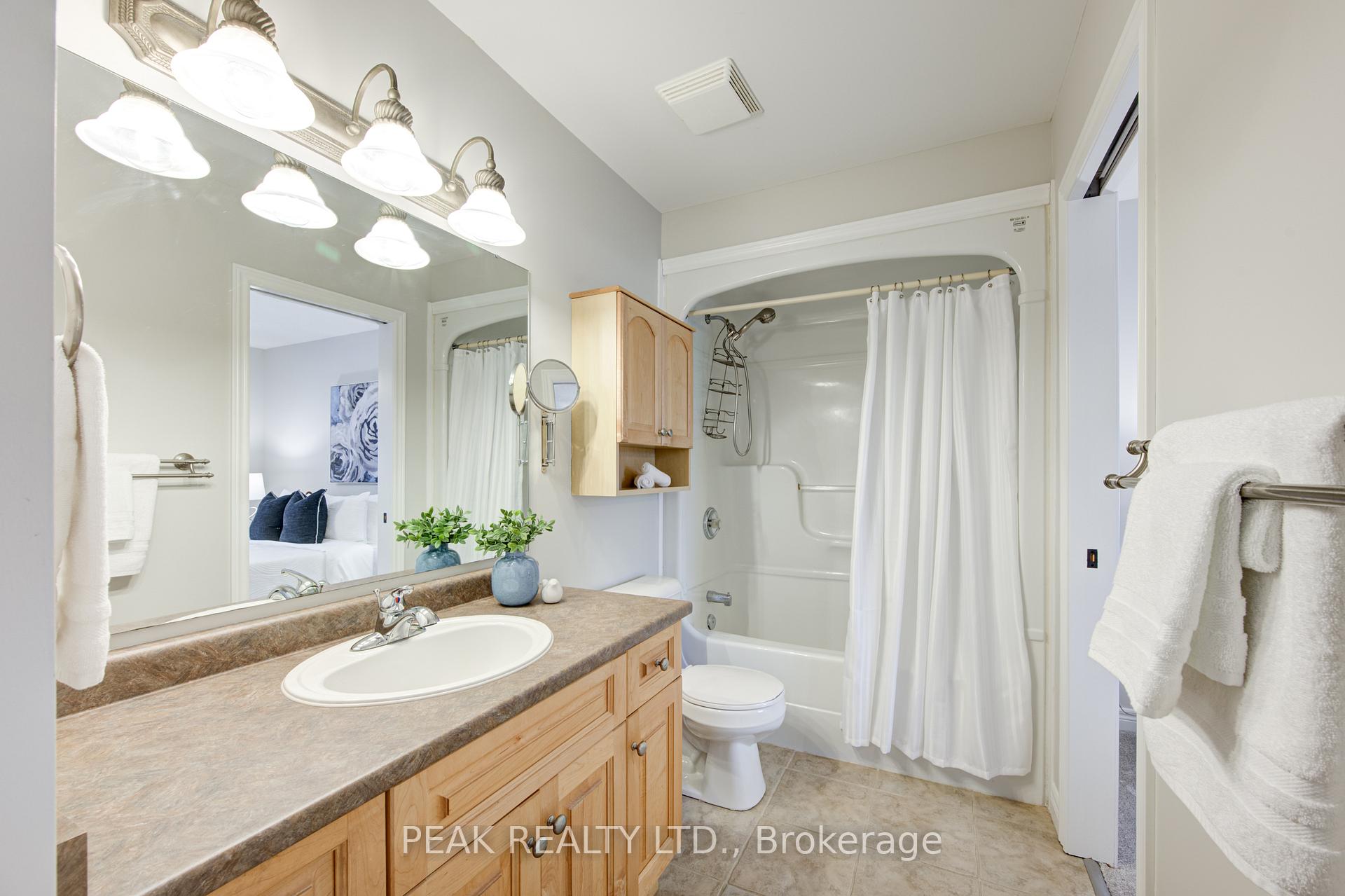 Photo 15 of 4 Hickory Lane, St. Thomas — HOMEH