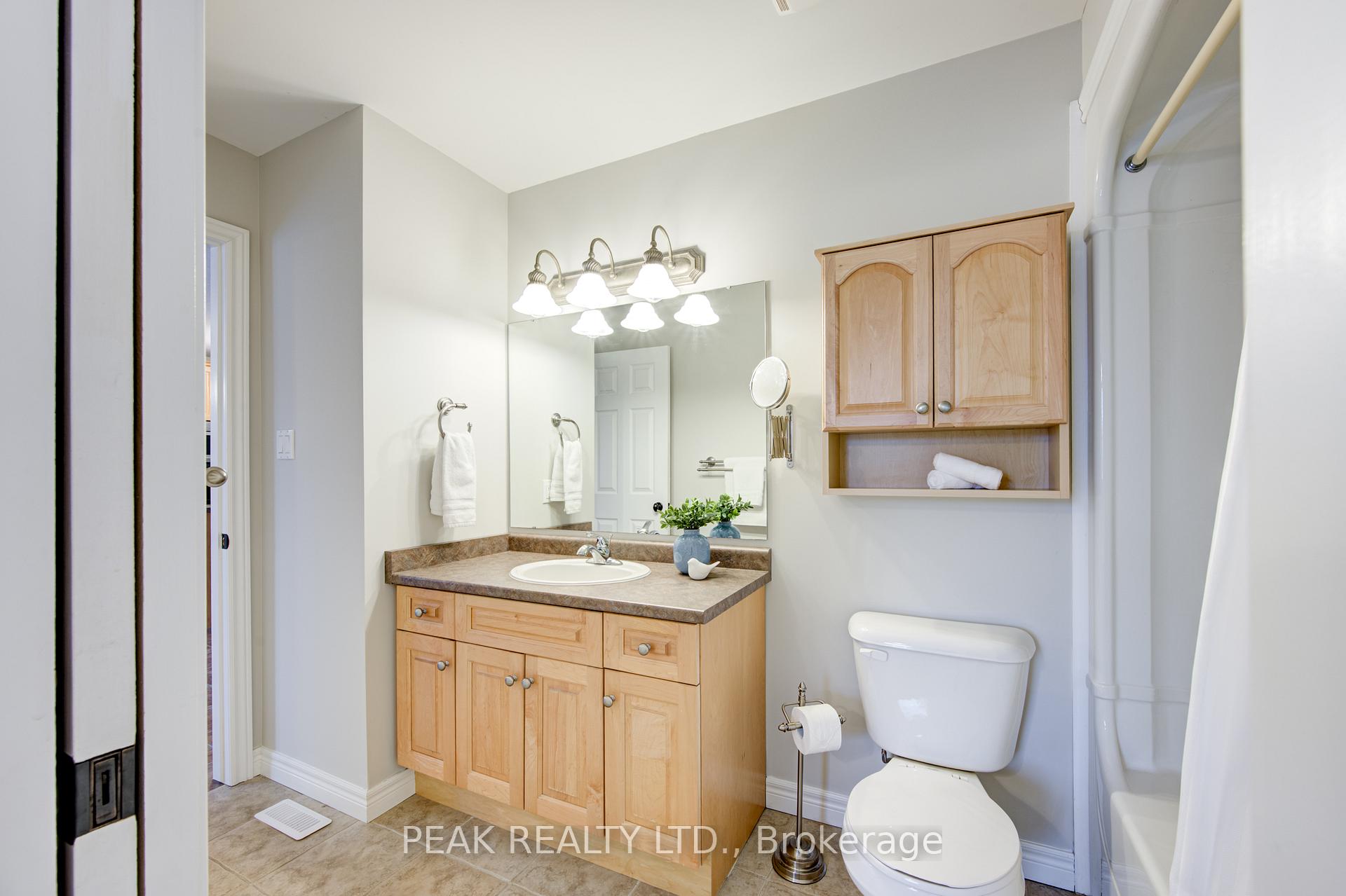 Photo 16 of 4 Hickory Lane, St. Thomas — HOMEH