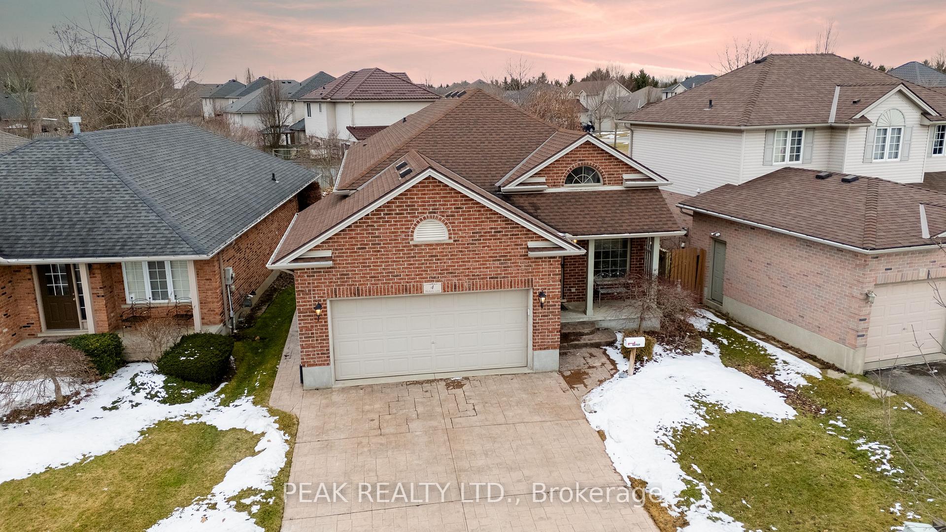 Photo 35 of 4 Hickory Lane, St. Thomas — HOMEH