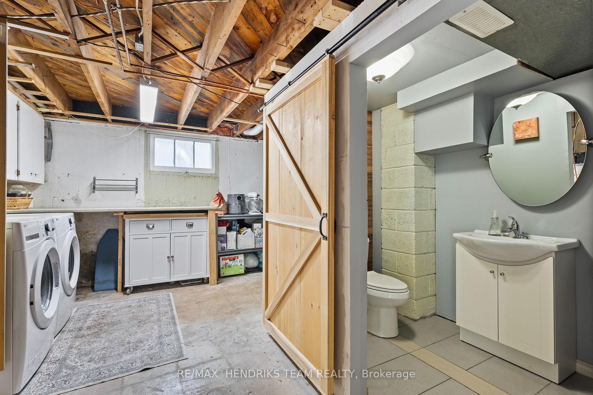 Photo 26 of 40 Alexandra Boulevard, St. Catharines, Secord Woods — HOMEH