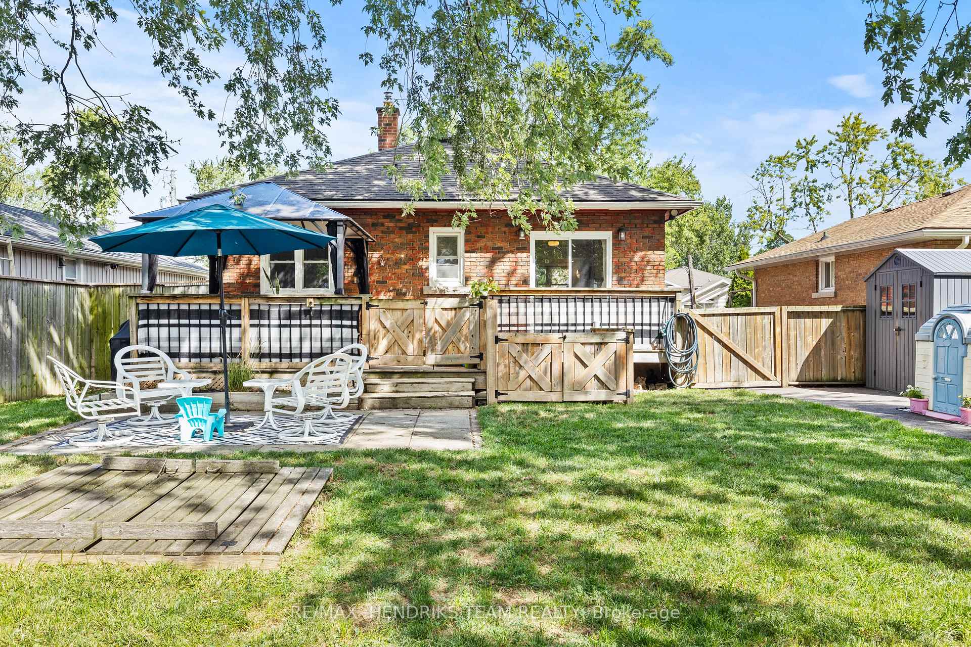 Photo 32 of 40 Alexandra Boulevard, St. Catharines, Secord Woods — HOMEH