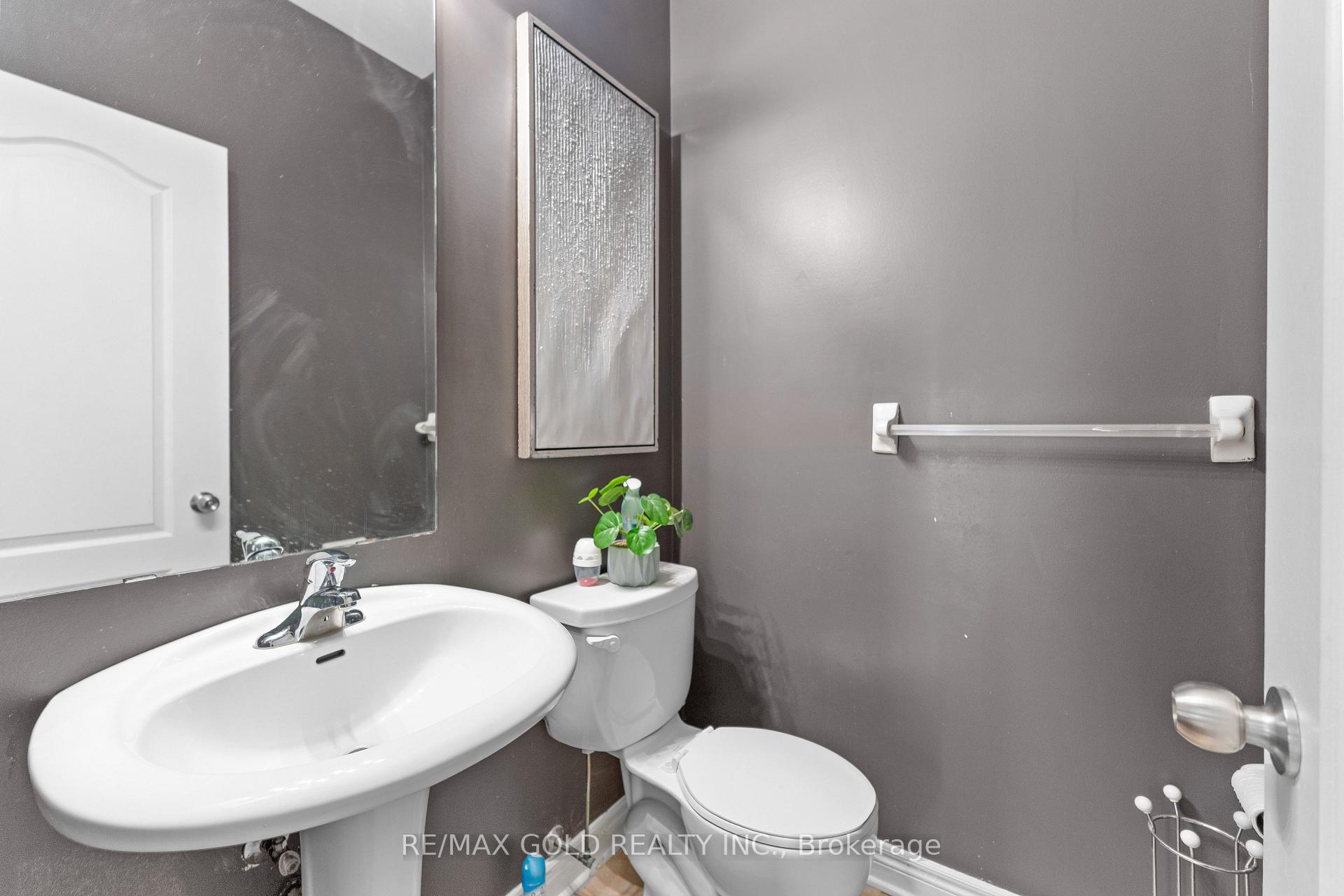 Photo 20 of 24 Trailhead Crescent, Brampton, Sandringham-Wellington — HOMEH