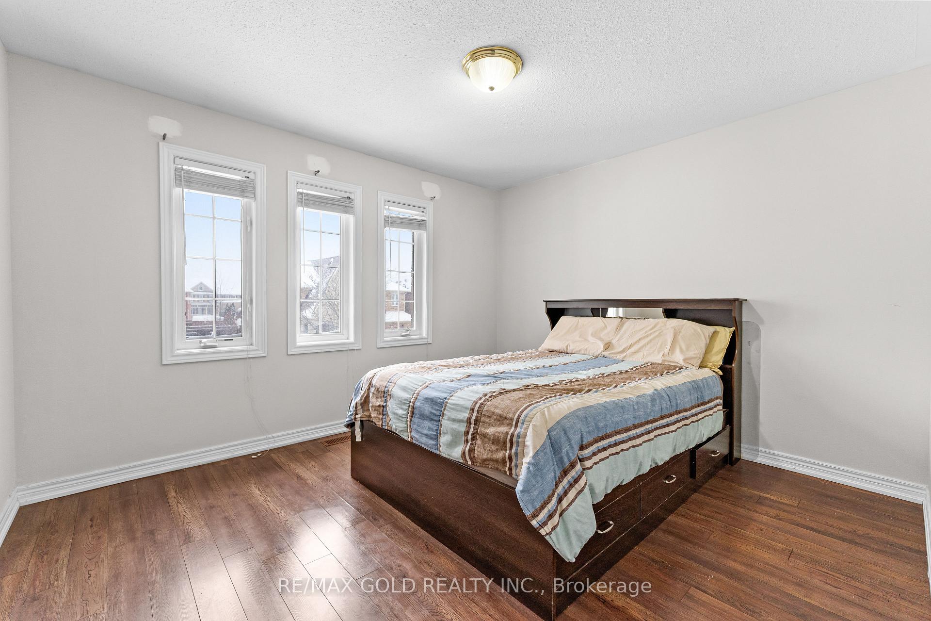Photo 34 of 24 Trailhead Crescent, Brampton, Sandringham-Wellington — HOMEH