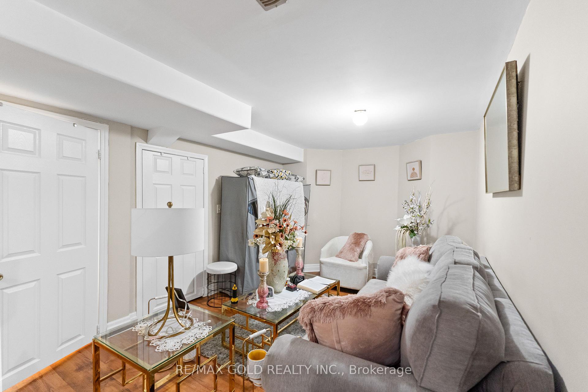 Photo 35 of 24 Trailhead Crescent, Brampton, Sandringham-Wellington — HOMEH