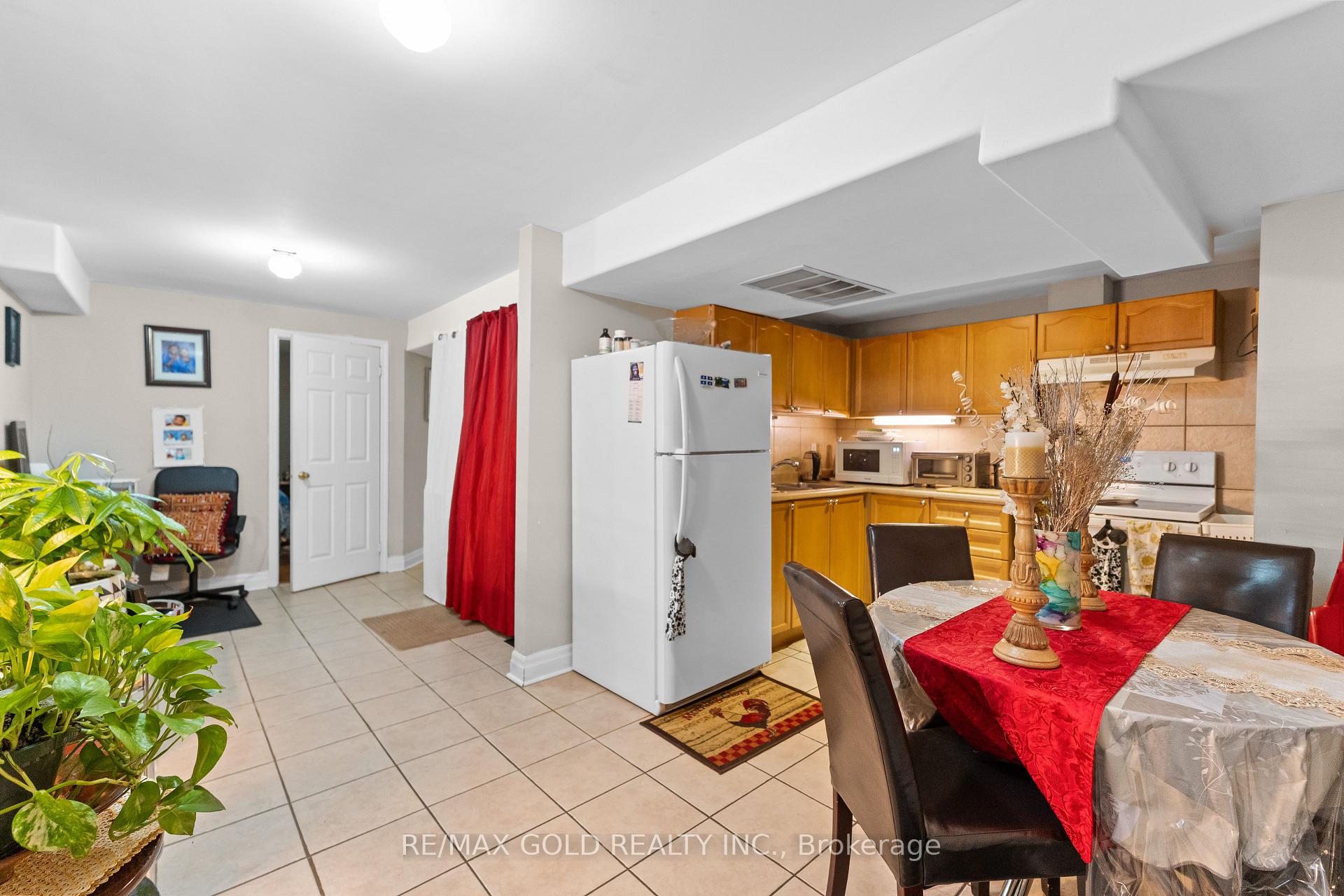 Photo 40 of 24 Trailhead Crescent, Brampton, Sandringham-Wellington — HOMEH