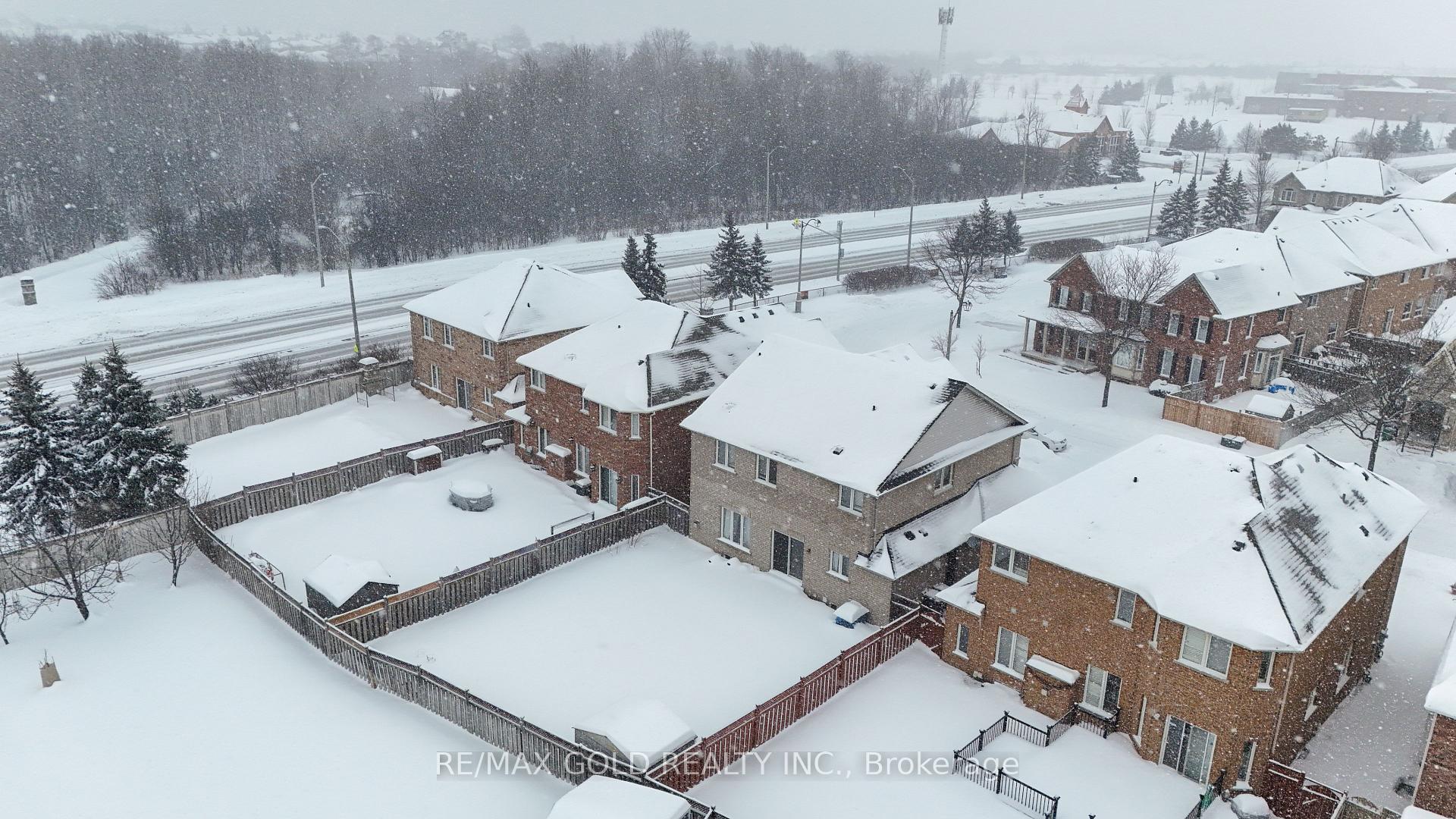 Photo 45 of 24 Trailhead Crescent, Brampton, Sandringham-Wellington — HOMEH