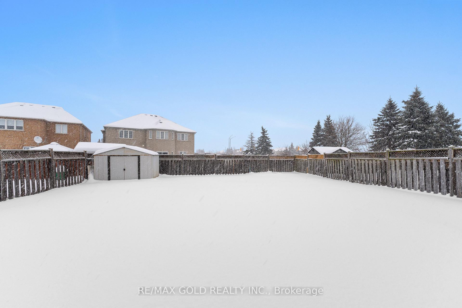 Photo 46 of 24 Trailhead Crescent, Brampton, Sandringham-Wellington — HOMEH
