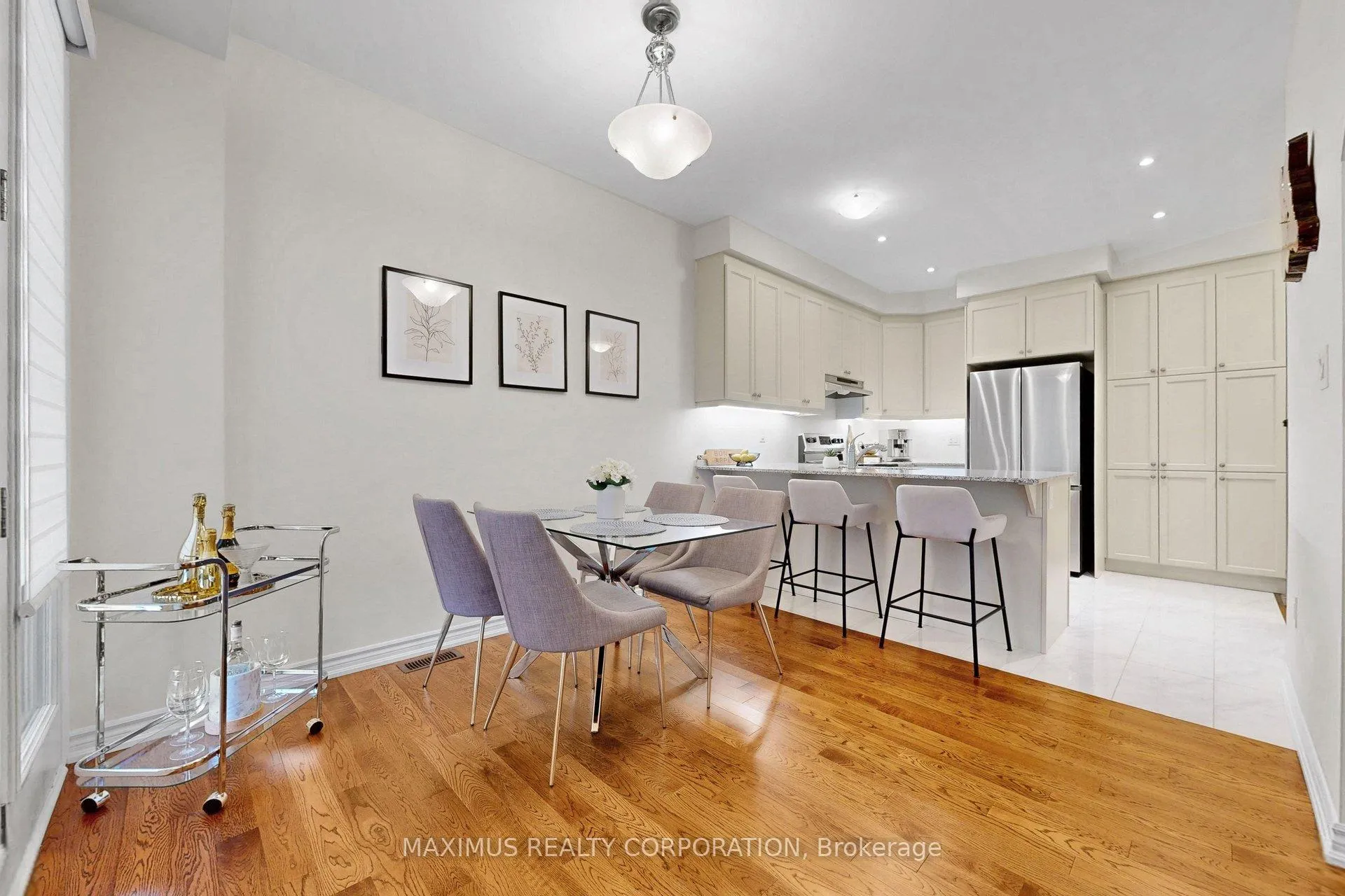 Photo 11 of 84 Thomas Frisby Jr Crescent, Markham, Victoria Square — HOMEH