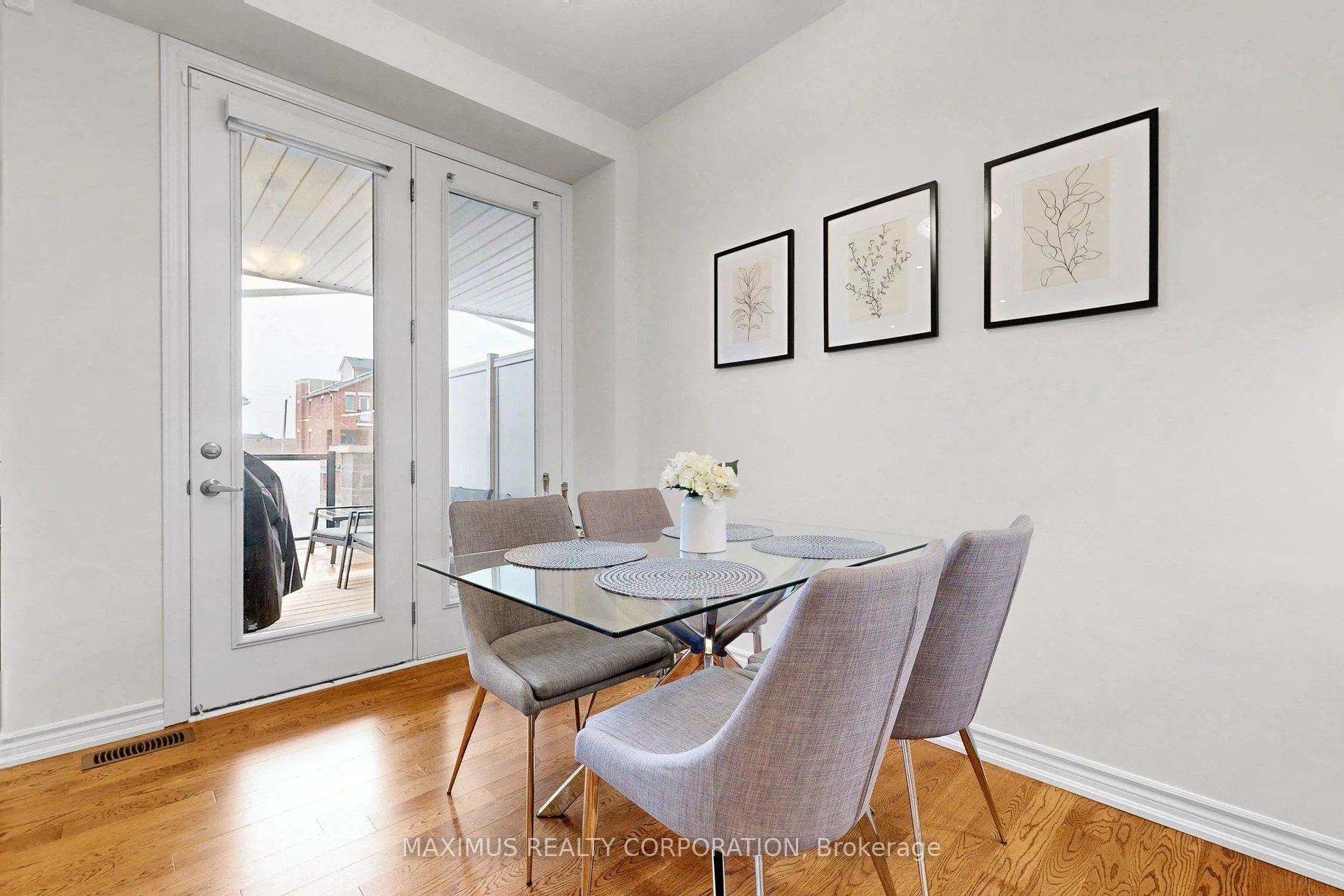 Photo 14 of 84 Thomas Frisby Jr Crescent, Markham, Victoria Square — HOMEH