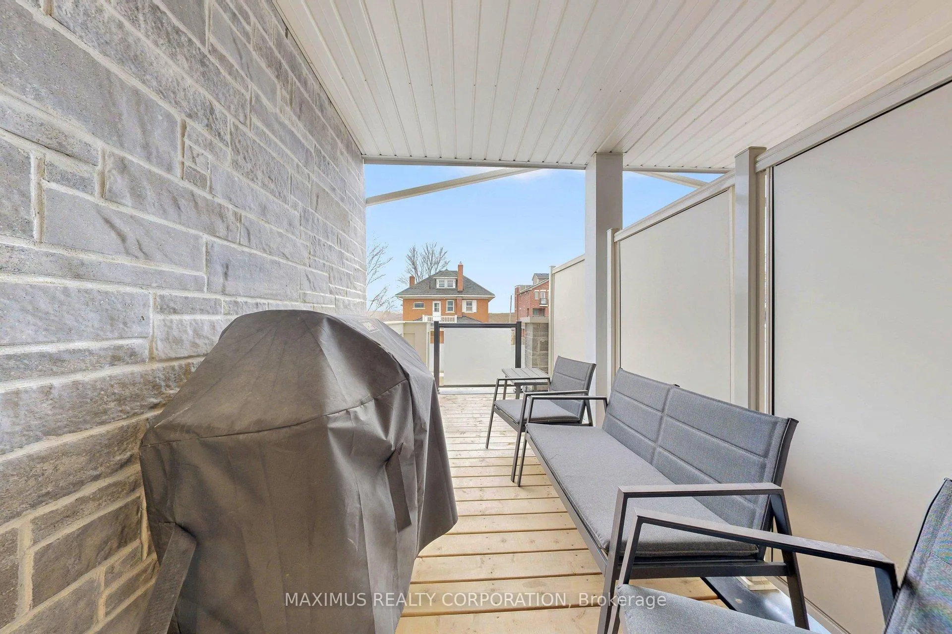 Photo 15 of 84 Thomas Frisby Jr Crescent, Markham, Victoria Square — HOMEH