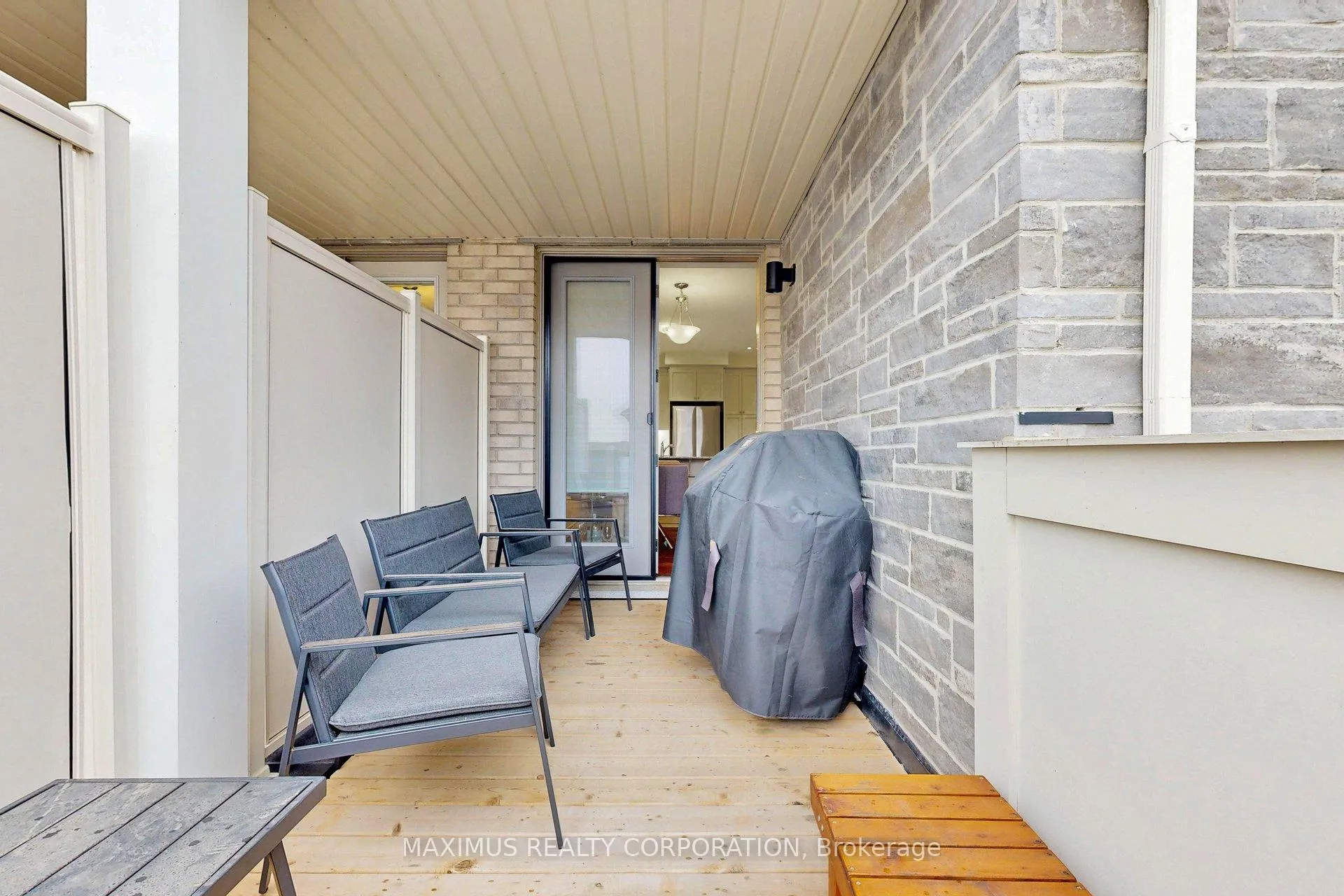 Photo 16 of 84 Thomas Frisby Jr Crescent, Markham, Victoria Square — HOMEH