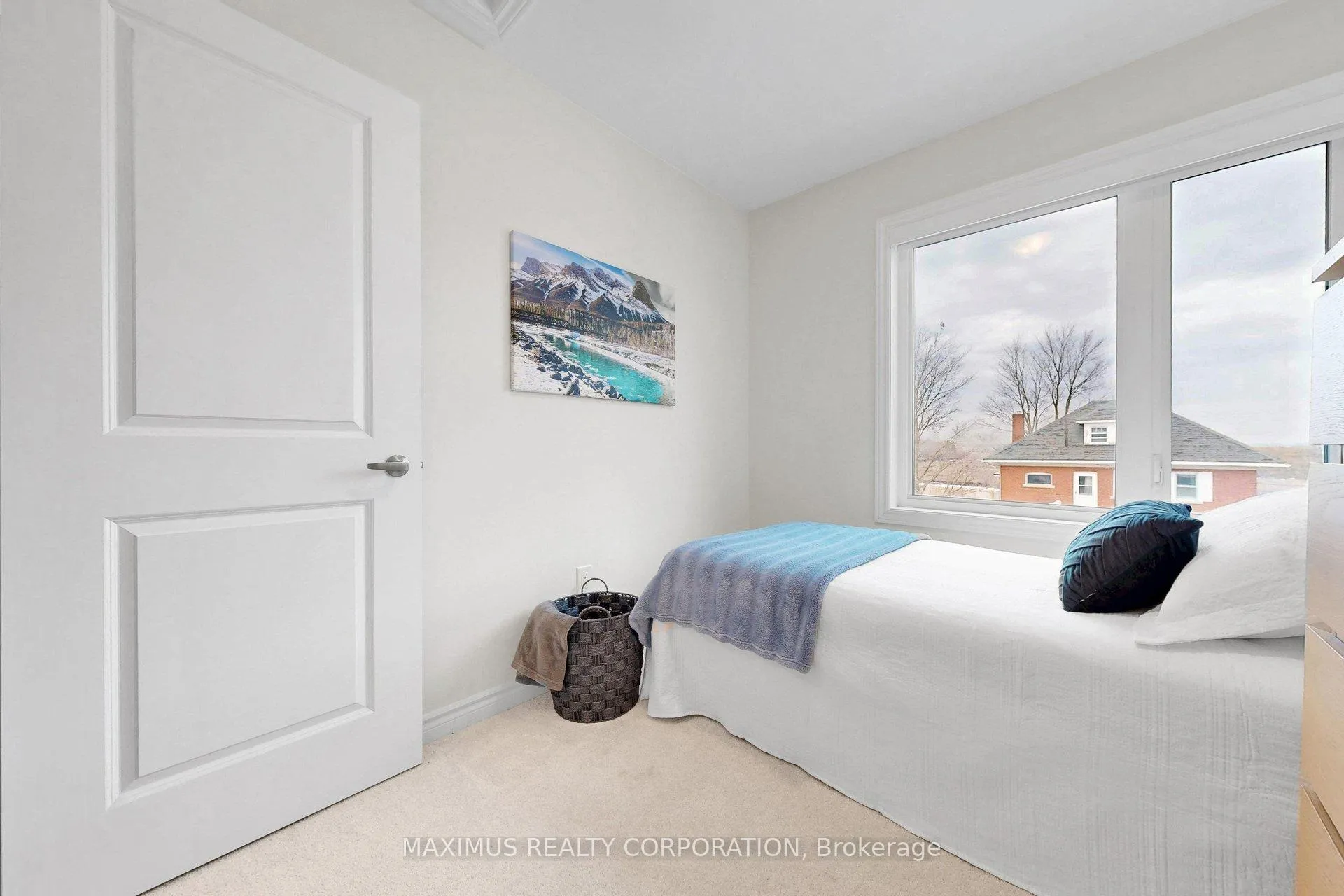 Photo 32 of 84 Thomas Frisby Jr Crescent, Markham, Victoria Square — HOMEH