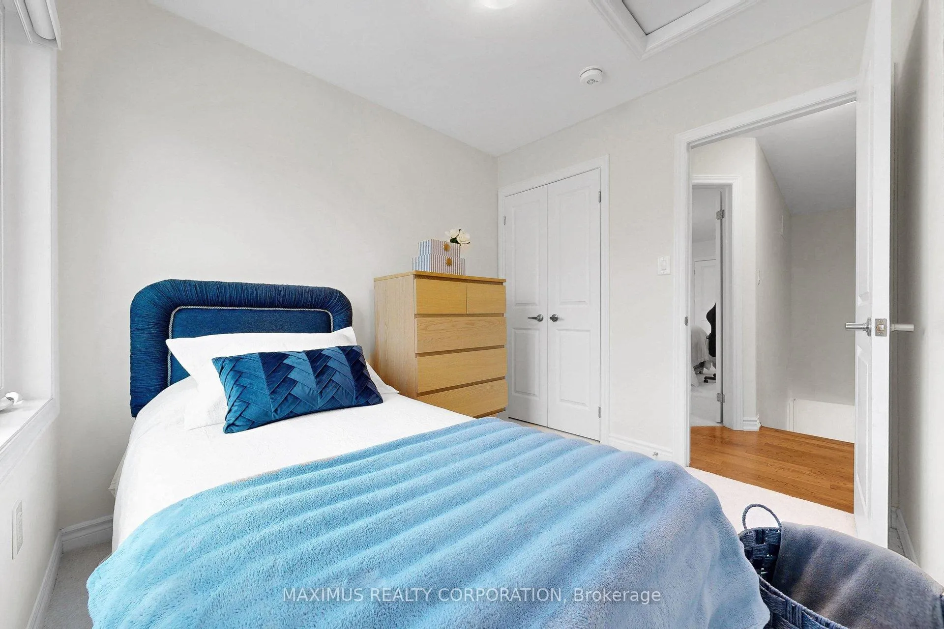 Photo 33 of 84 Thomas Frisby Jr Crescent, Markham, Victoria Square — HOMEH