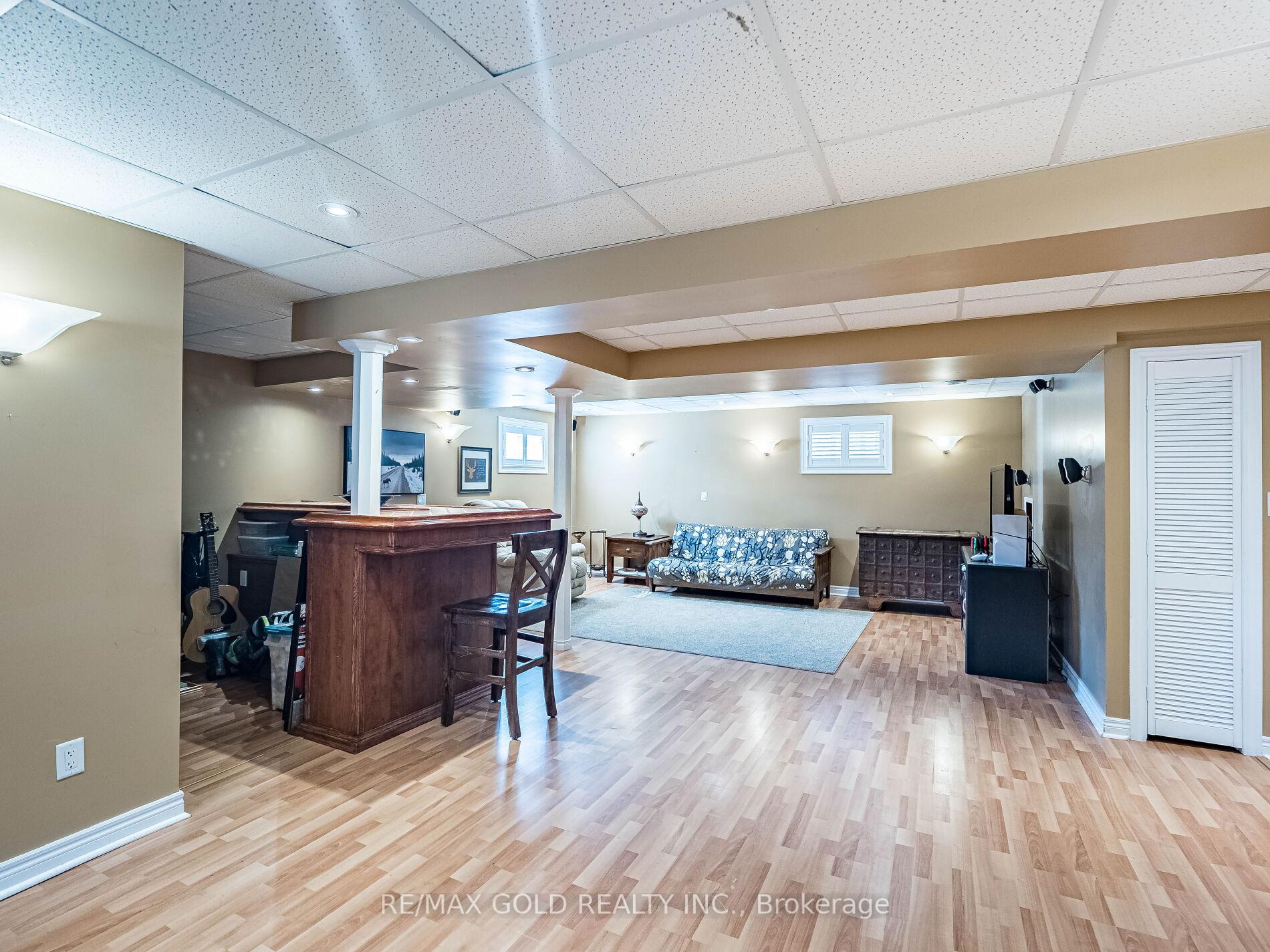 Photo 30 of 12 Twin Willow Crescent, Brampton, Snelgrove — HOMEH