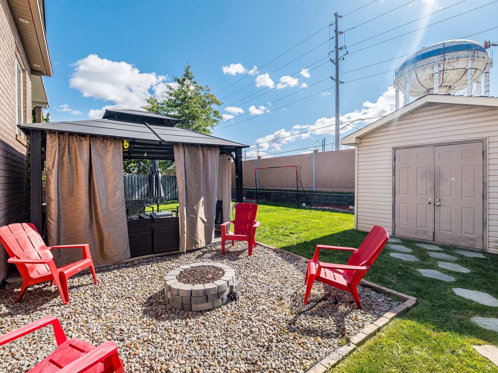 Photo 36 of 12 Twin Willow Crescent, Brampton, Snelgrove — HOMEH
