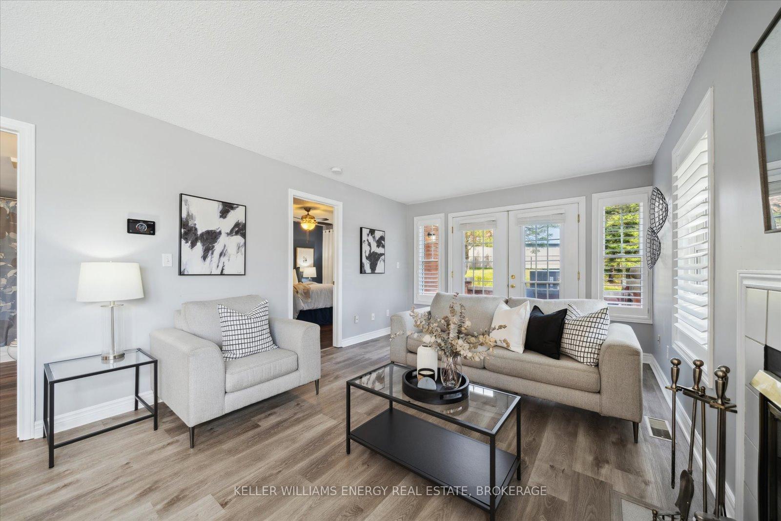 Photo 7 of Unit B18, 1653 Nash Road, Clarington, Courtice — HOMEH