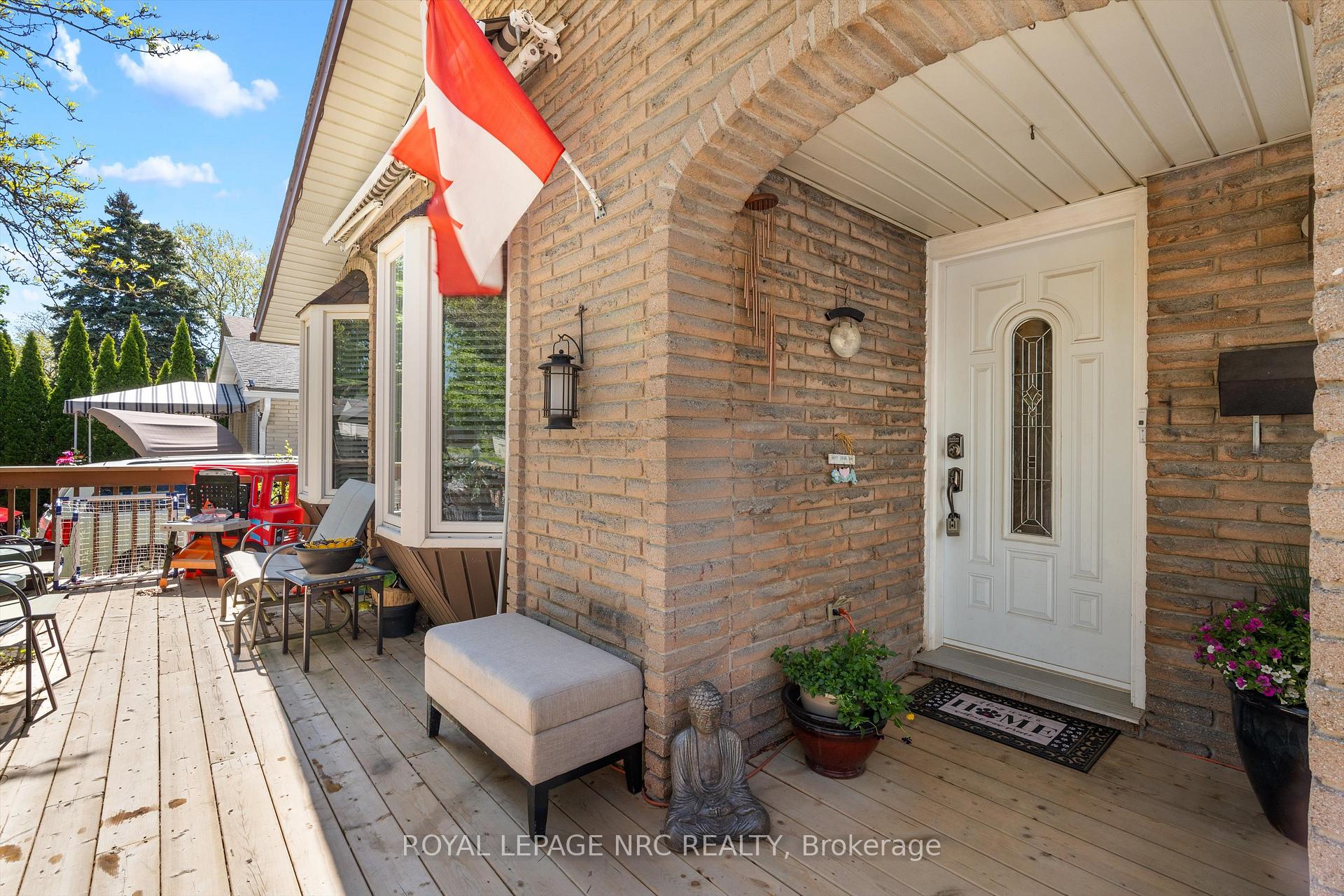 Photo 6 of 91 Lafayette Drive N, St. Catharines, Lakeport — HOMEH