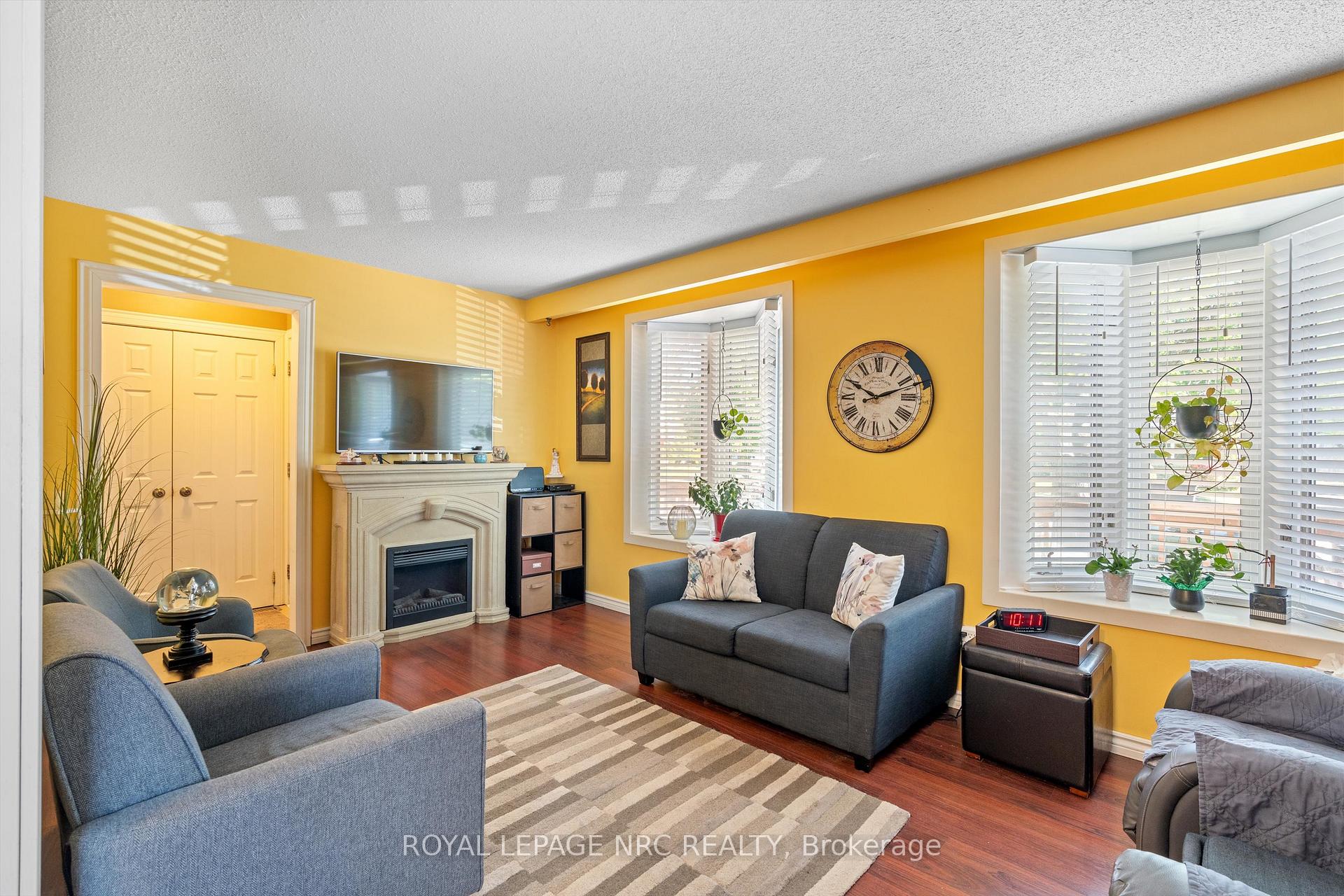 Photo 8 of 91 Lafayette Drive N, St. Catharines, Lakeport — HOMEH
