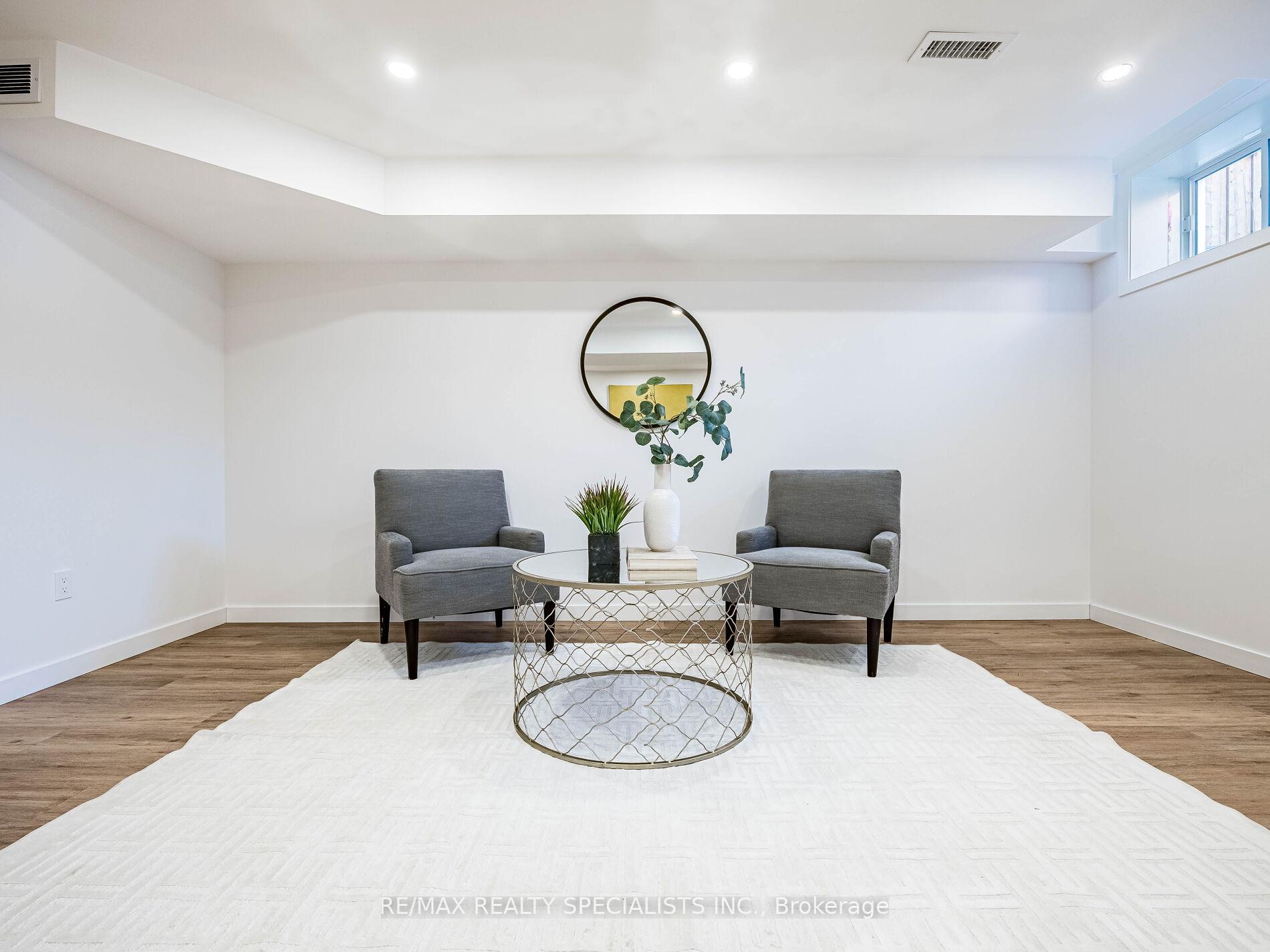 Photo 35 of 298 Rymal Road W, Hamilton, Sheldon — HOMEH
