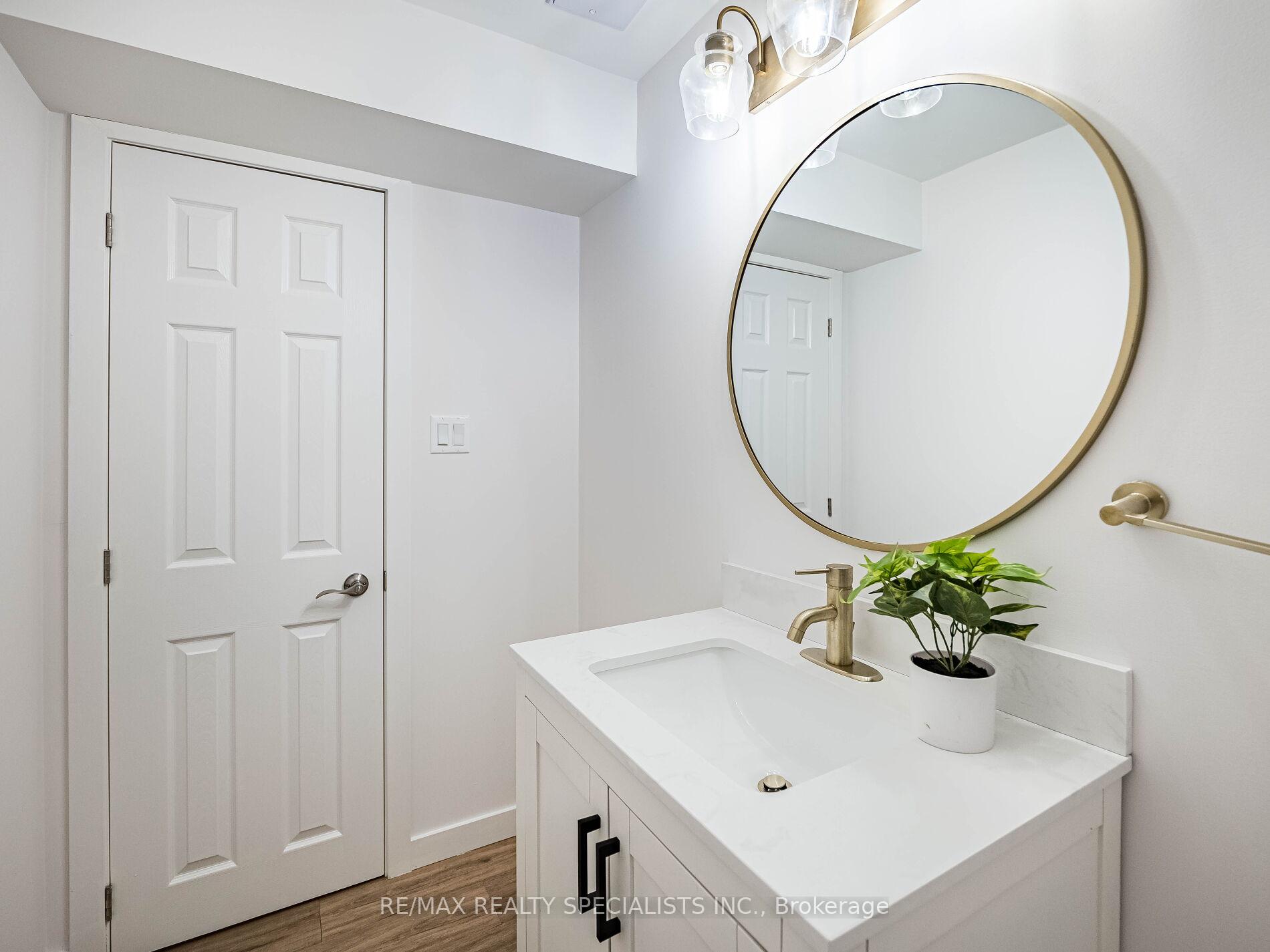 Photo 36 of 298 Rymal Road W, Hamilton, Sheldon — HOMEH