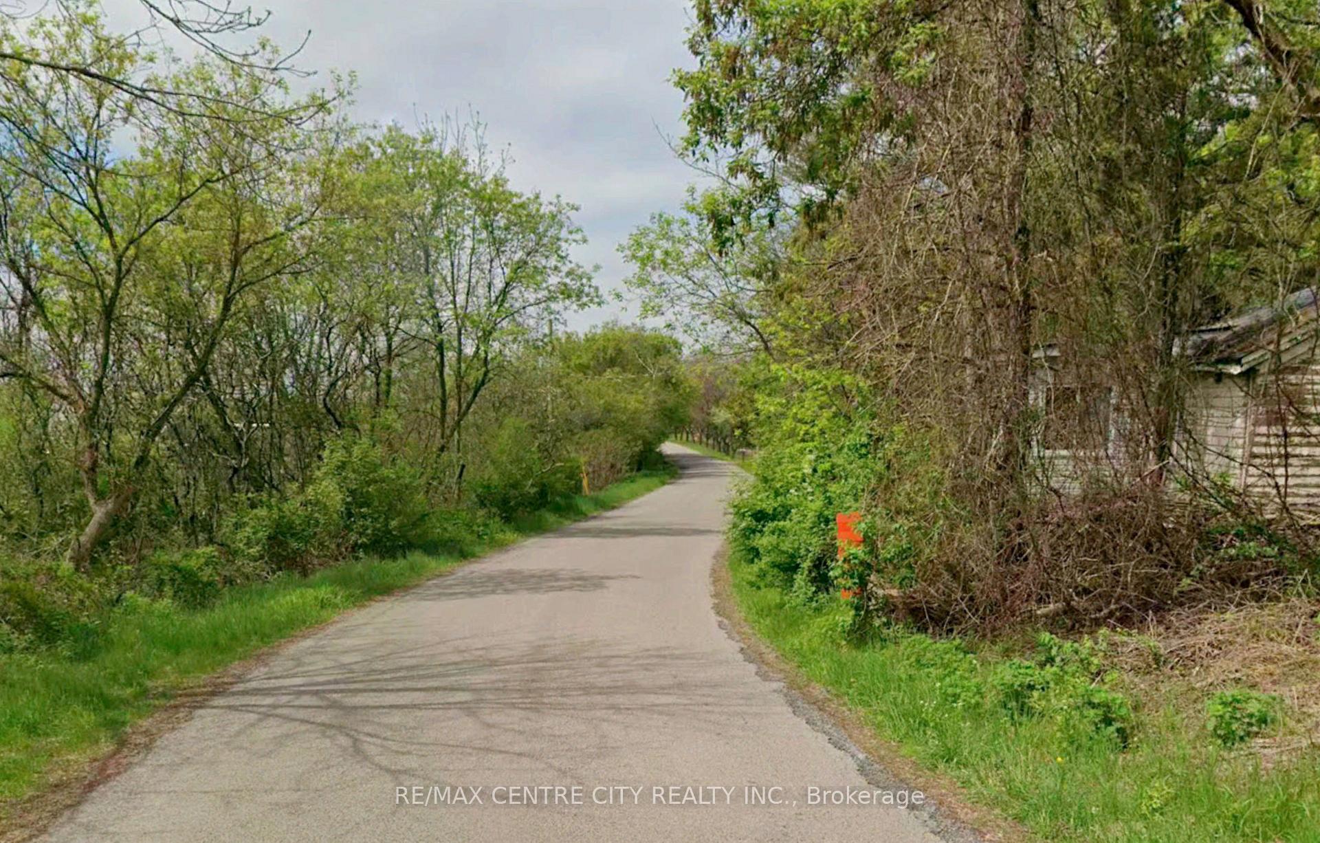 Photo 4 of 845 Collinson Road, Hamilton, Rural Flamborough — HOMEH