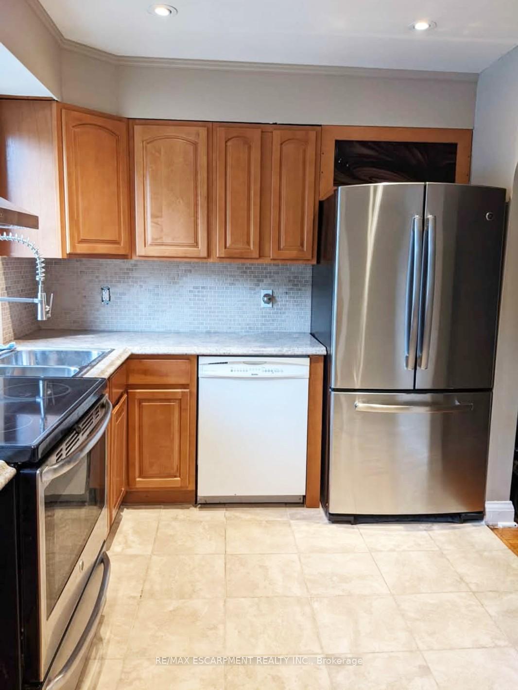 Photo 25 of 192 East 38th Street, Hamilton, Raleigh — HOMEH
