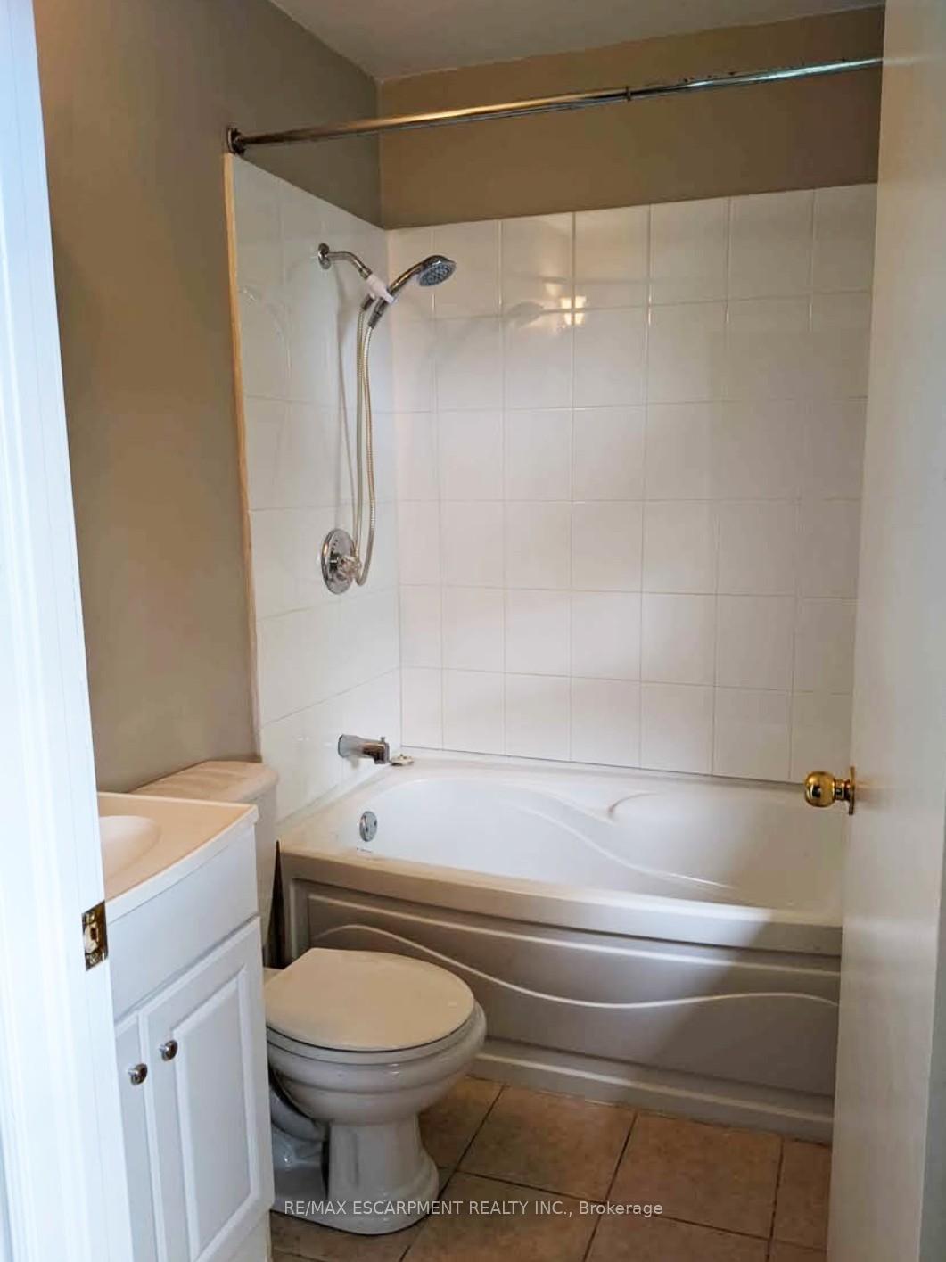 Photo 12 of 192 East 38th Street, Hamilton, Raleigh — HOMEH