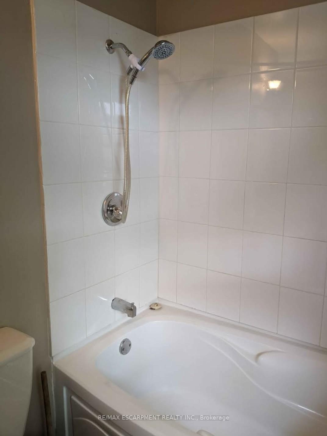 Photo 13 of 192 East 38th Street, Hamilton, Raleigh — HOMEH