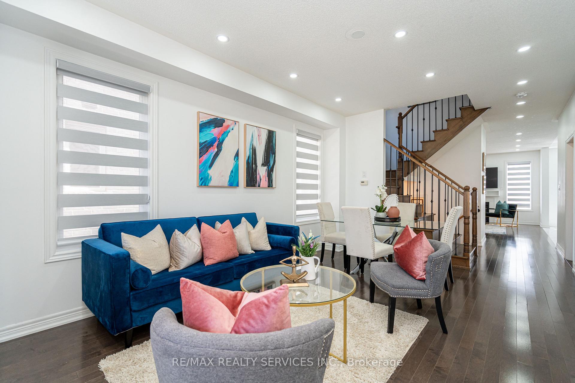 Photo 8 of 438 Royal West Drive, Brampton, Credit Valley — HOMEH