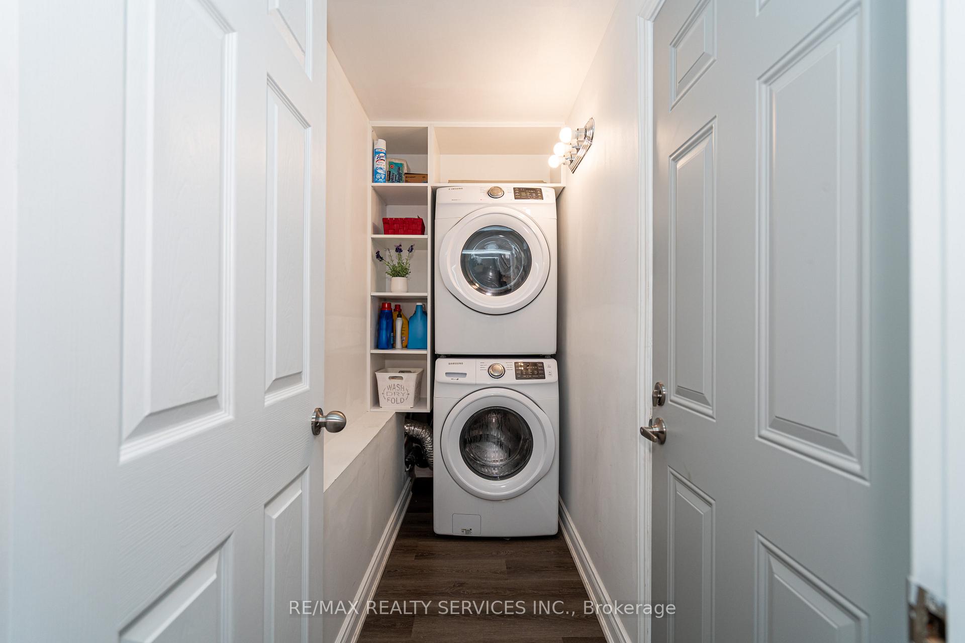 Photo 20 of 438 Royal West Drive, Brampton, Credit Valley — HOMEH