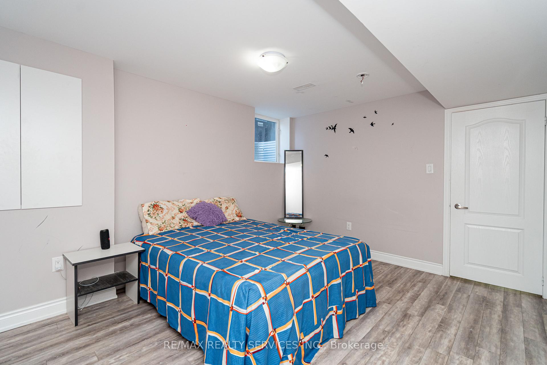 Photo 42 of 438 Royal West Drive, Brampton, Credit Valley — HOMEH