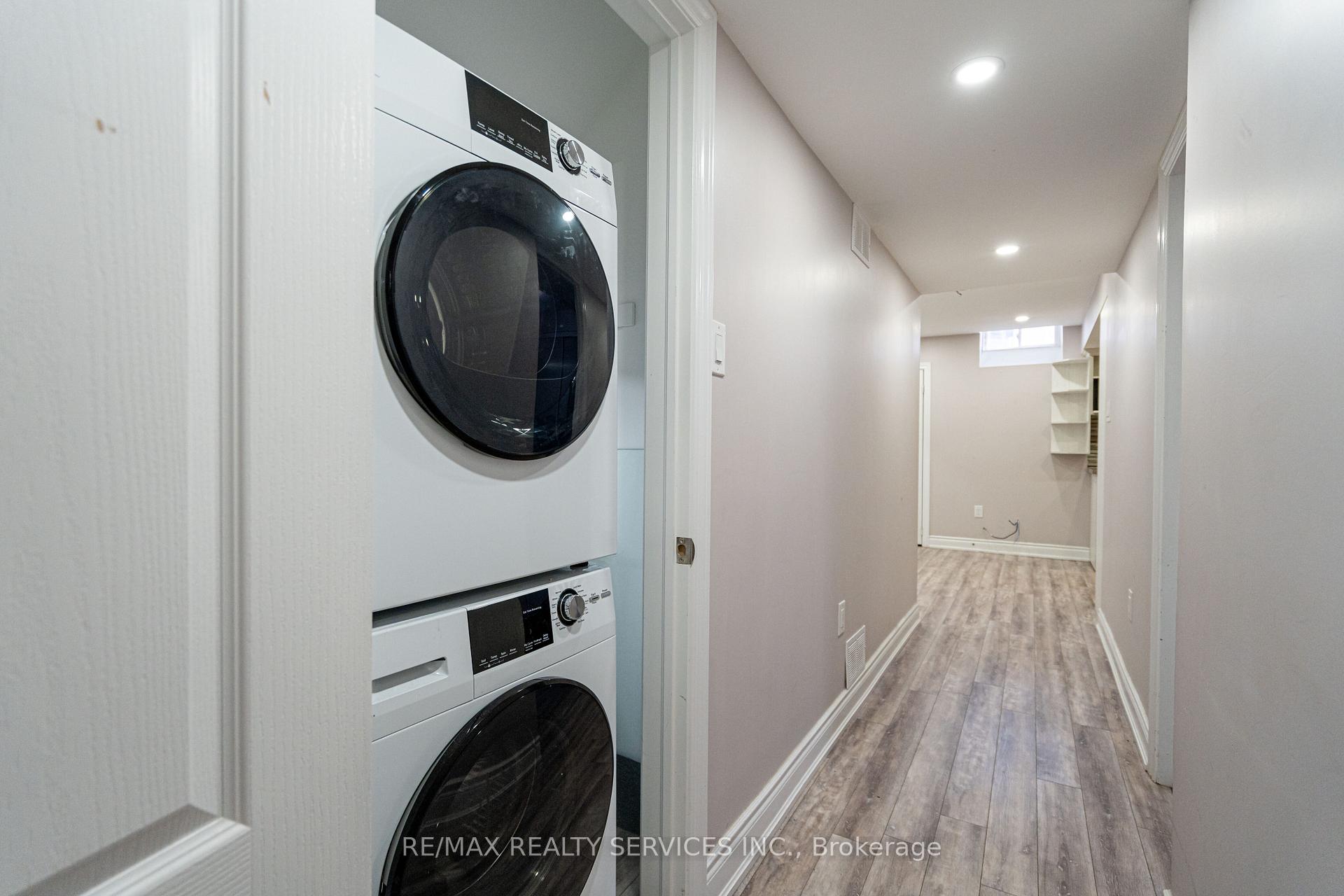 Photo 46 of 438 Royal West Drive, Brampton, Credit Valley — HOMEH