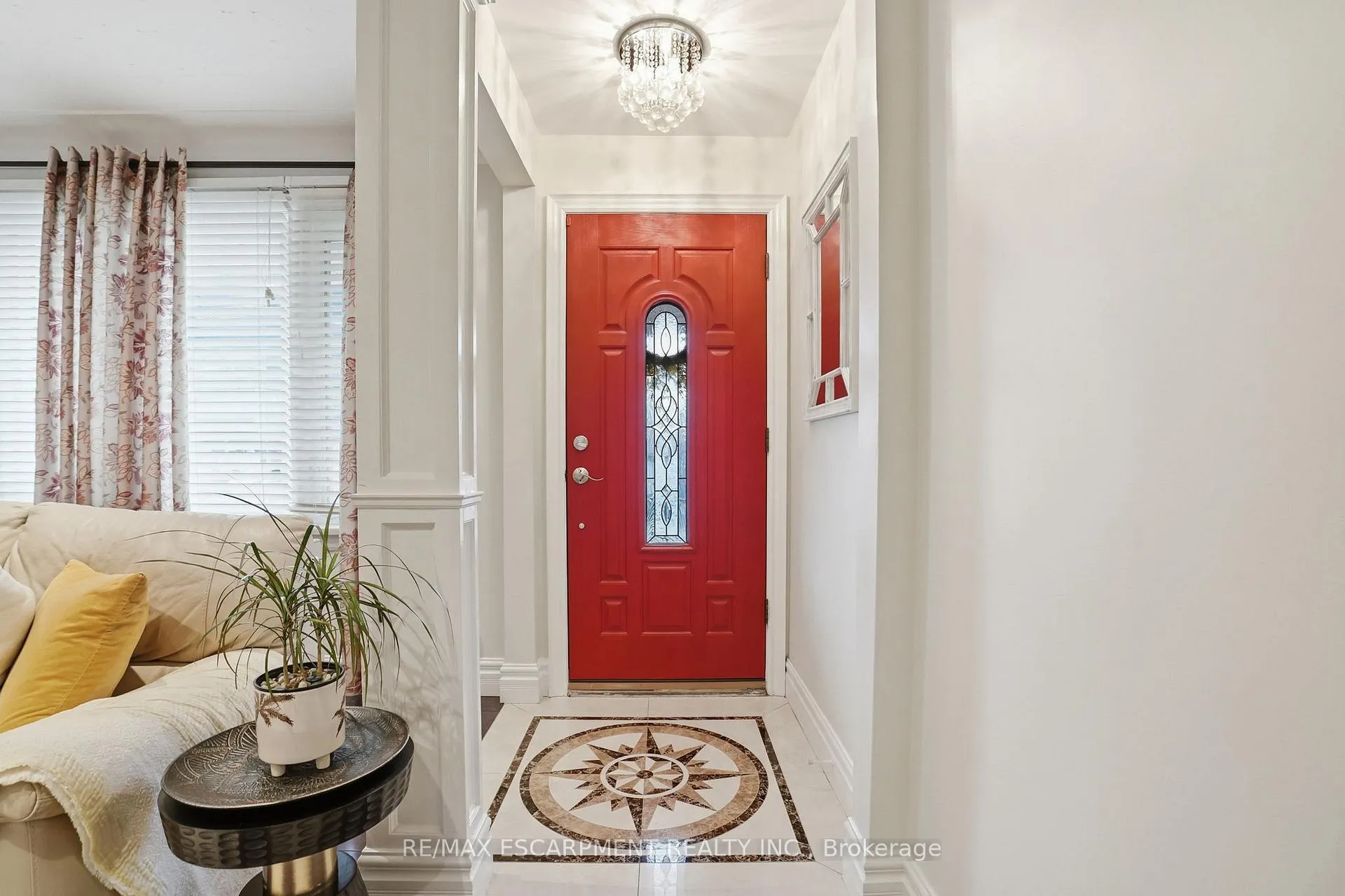 Photo 6 of 101 Organ Crescent, Hamilton, Huntington — HOMEH