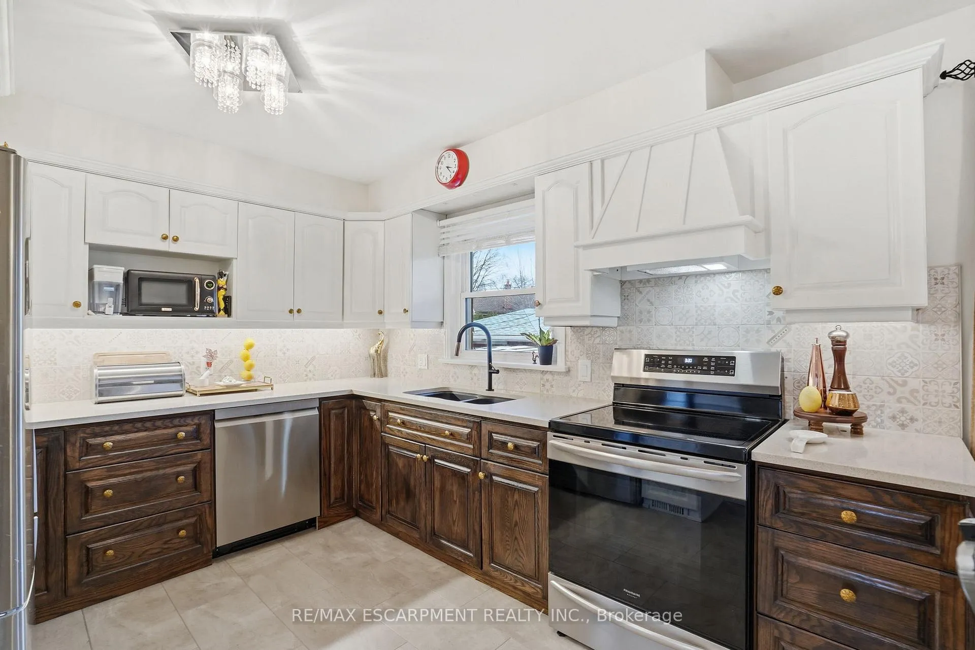 Photo 13 of 101 Organ Crescent, Hamilton, Huntington — HOMEH