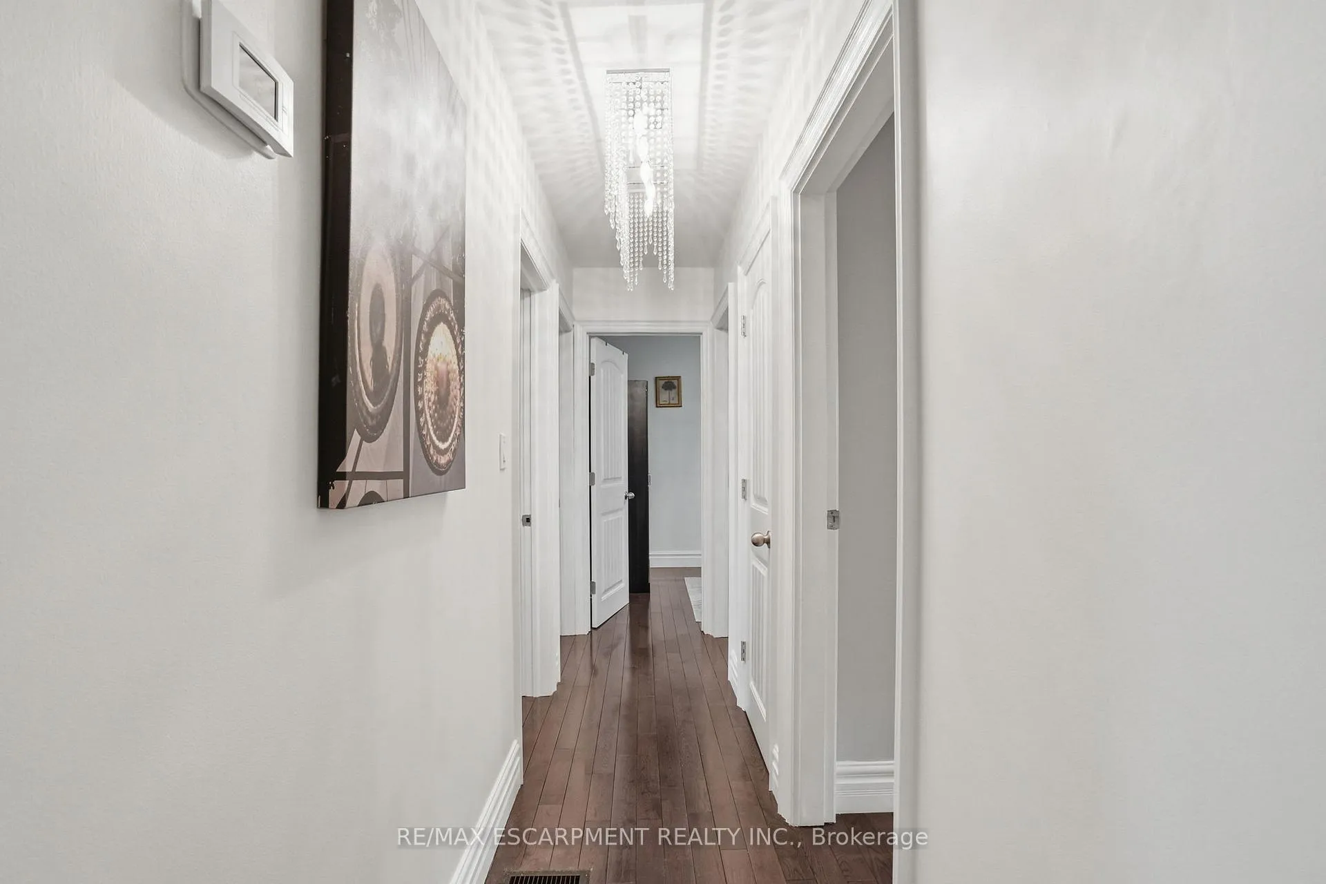Photo 19 of 101 Organ Crescent, Hamilton, Huntington — HOMEH