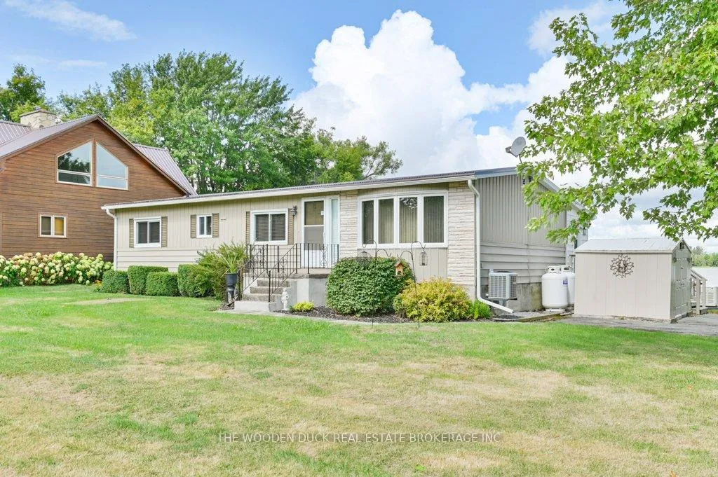 Photo 3 of 1314 96 Highway, Frontenac Islands, The Islands — HOMEH