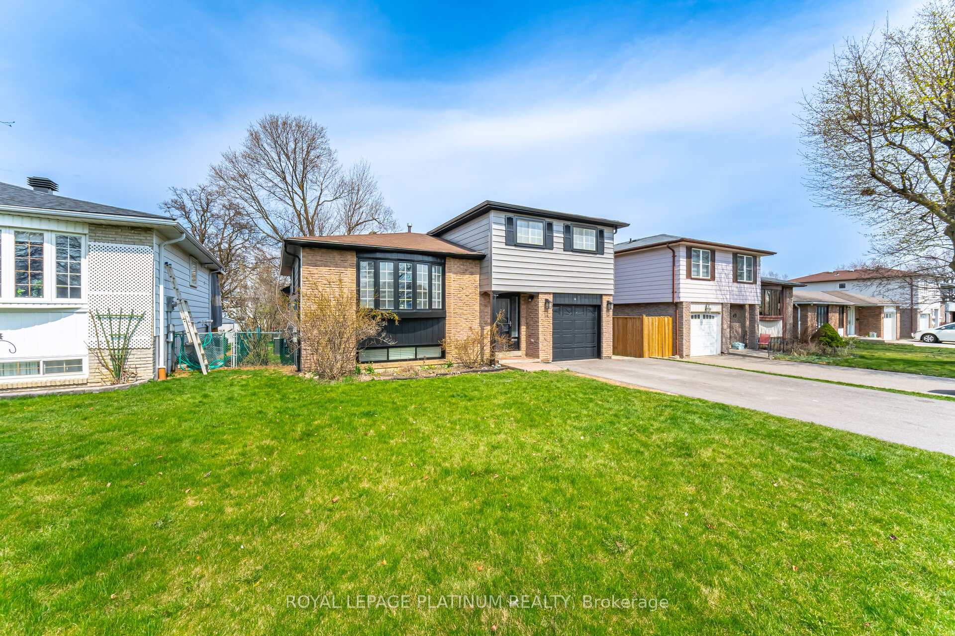 Photo 2 of 67 Geneva Crescent, Brampton, Northgate — HOMEH