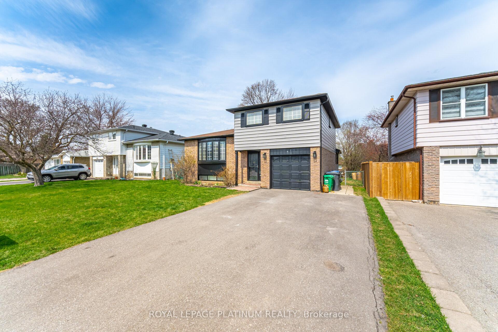 Photo 3 of 67 Geneva Crescent, Brampton, Northgate — HOMEH