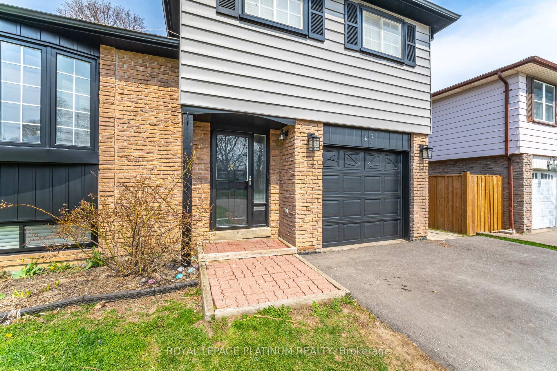 Photo 4 of 67 Geneva Crescent, Brampton, Northgate — HOMEH