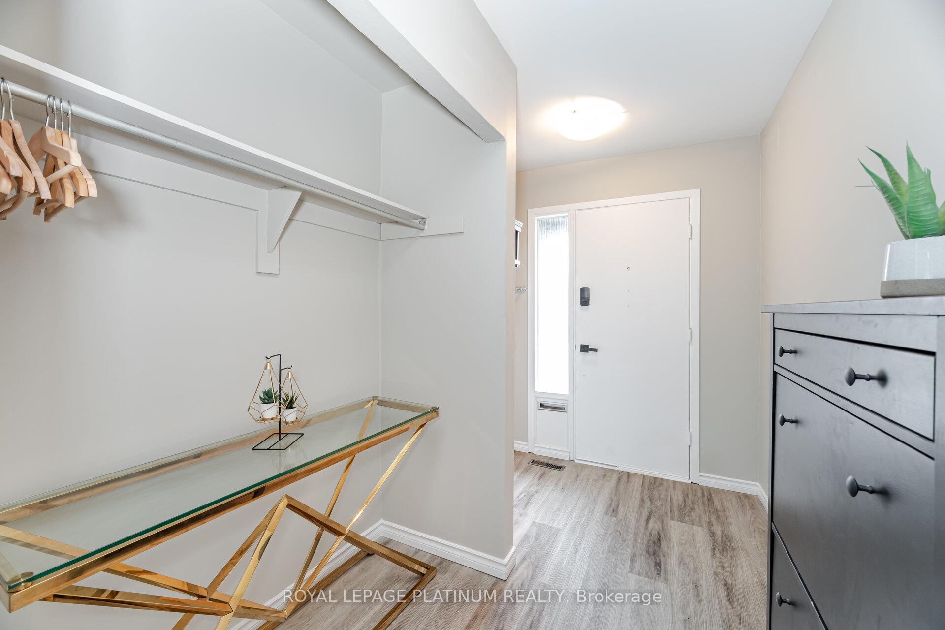 Photo 5 of 67 Geneva Crescent, Brampton, Northgate — HOMEH