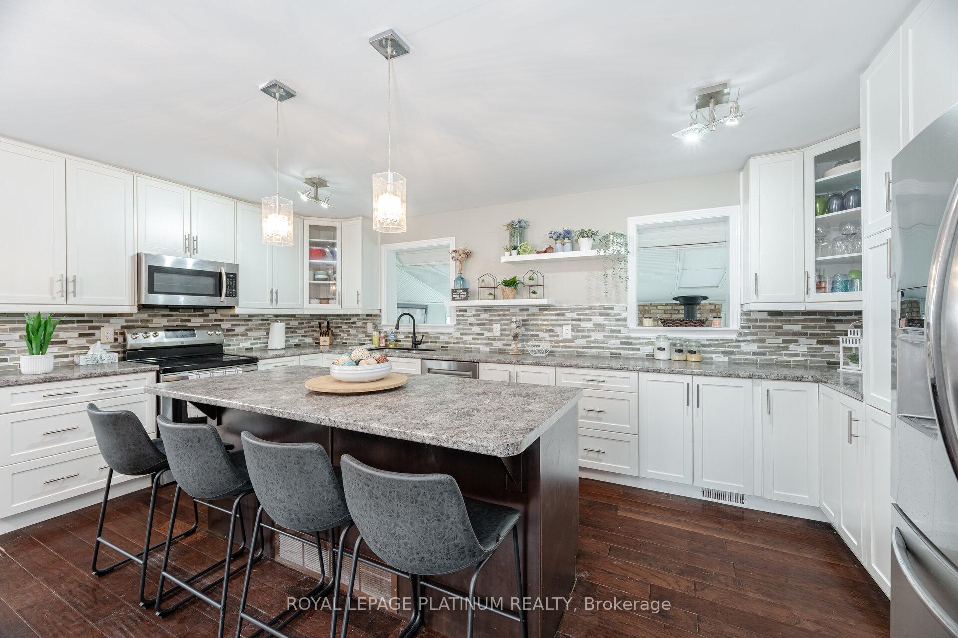 Photo 15 of 67 Geneva Crescent, Brampton, Northgate — HOMEH