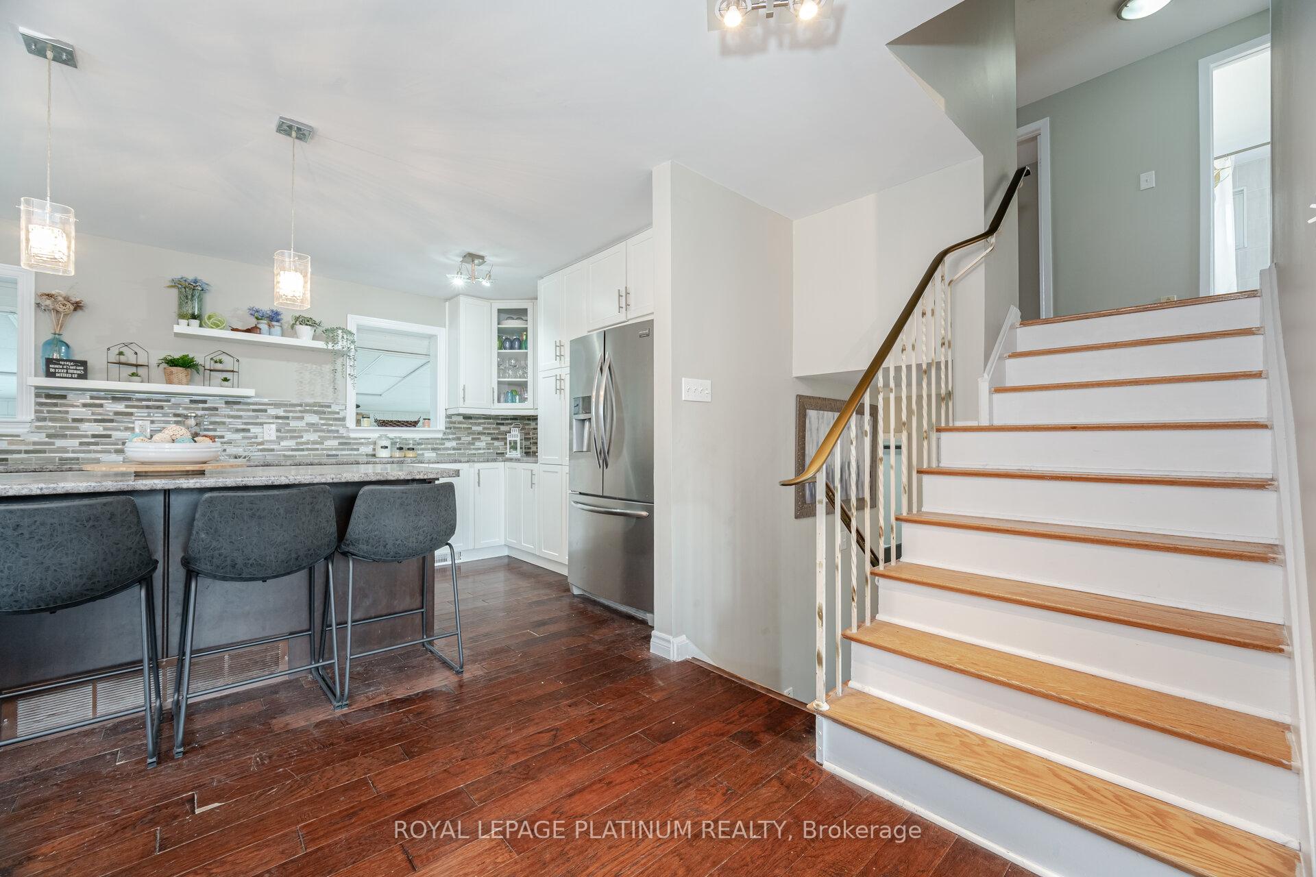 Photo 20 of 67 Geneva Crescent, Brampton, Northgate — HOMEH