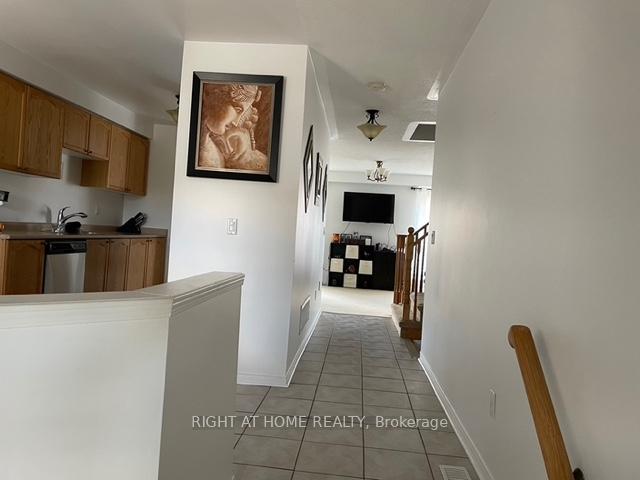 Photo 4 of 141 Millcliff Circle, Aurora, Aurora Grove — HOMEH